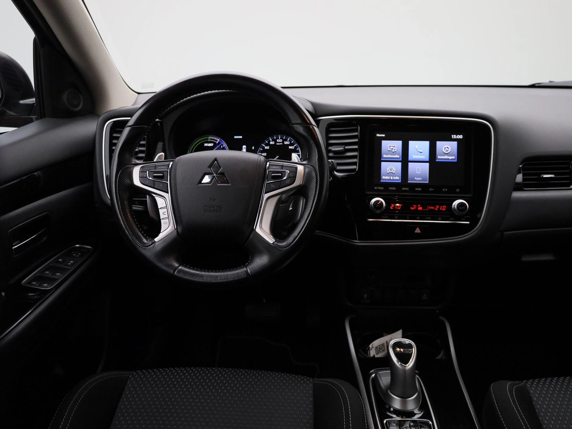 Mitsubishi-Outlander-image-6