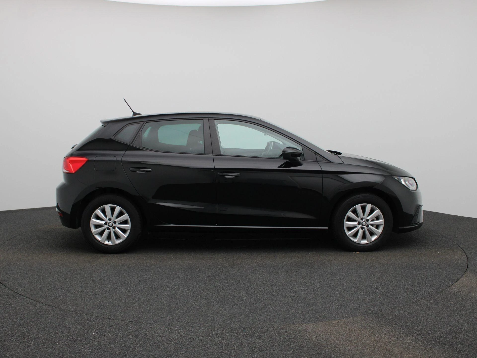 SEAT-Ibiza-image-6