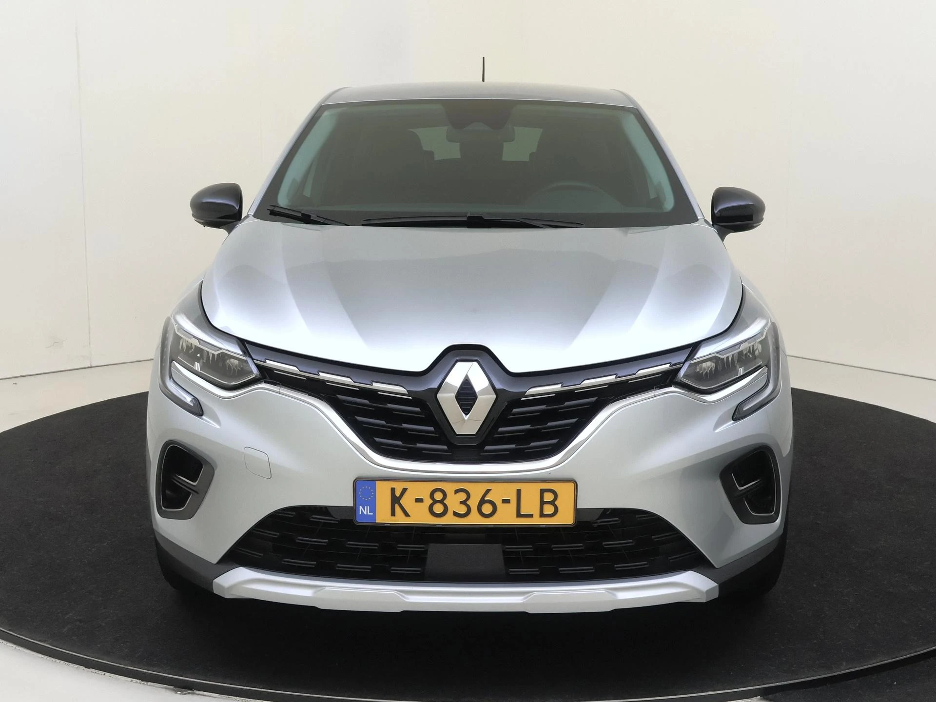Renault-Captur-image-5