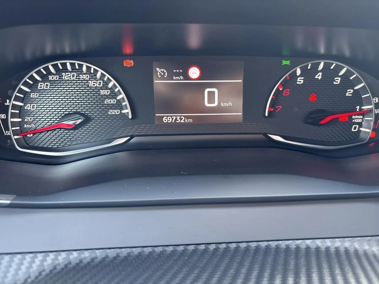 Peugeot-2008-image-10