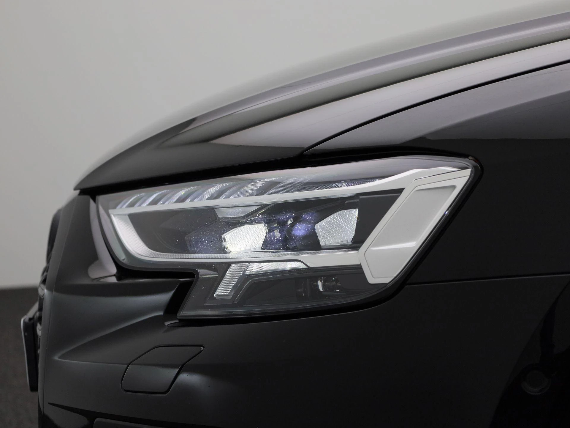 Audi-A8-image-7