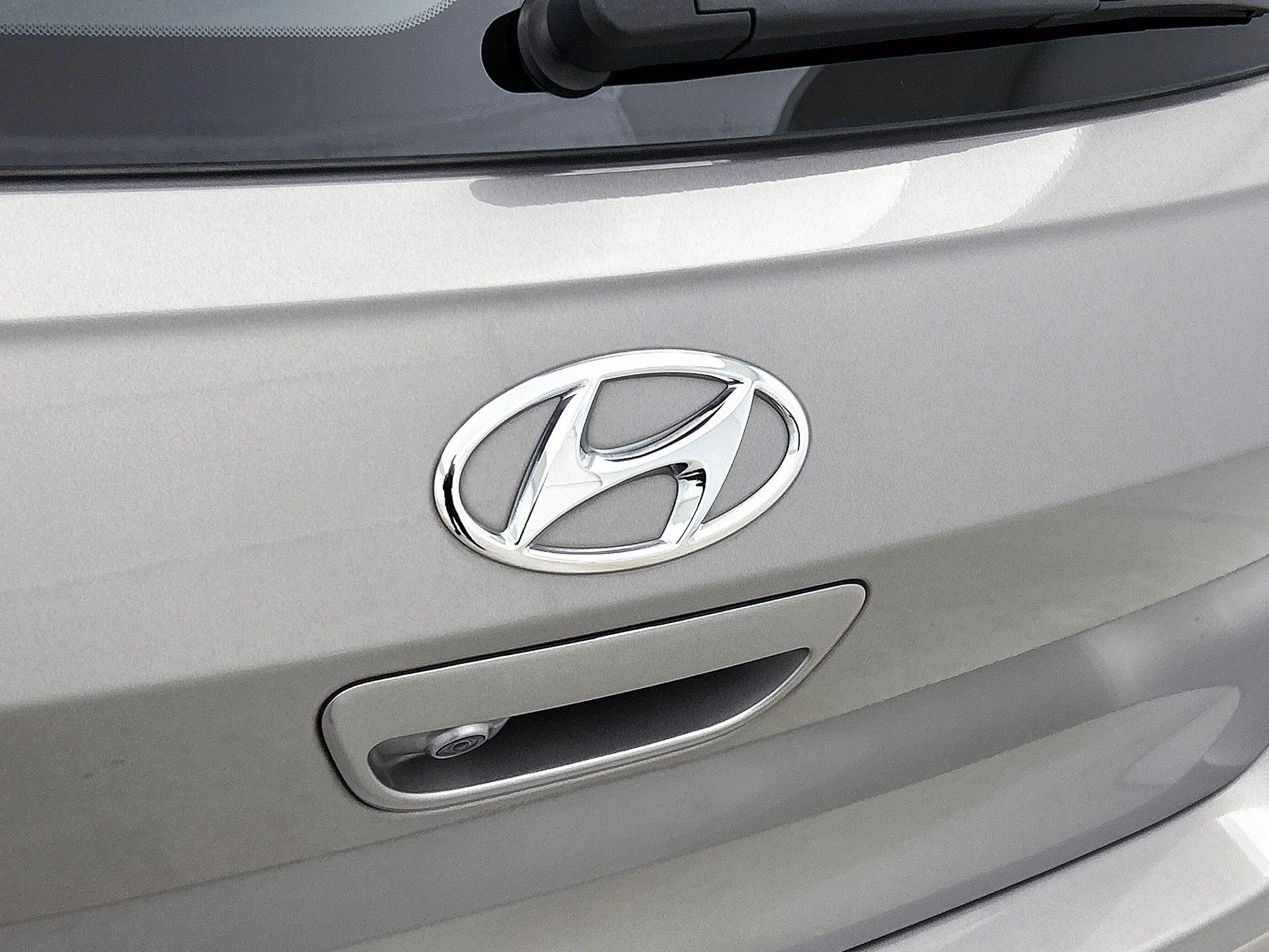 Hyundai-i10-image-12