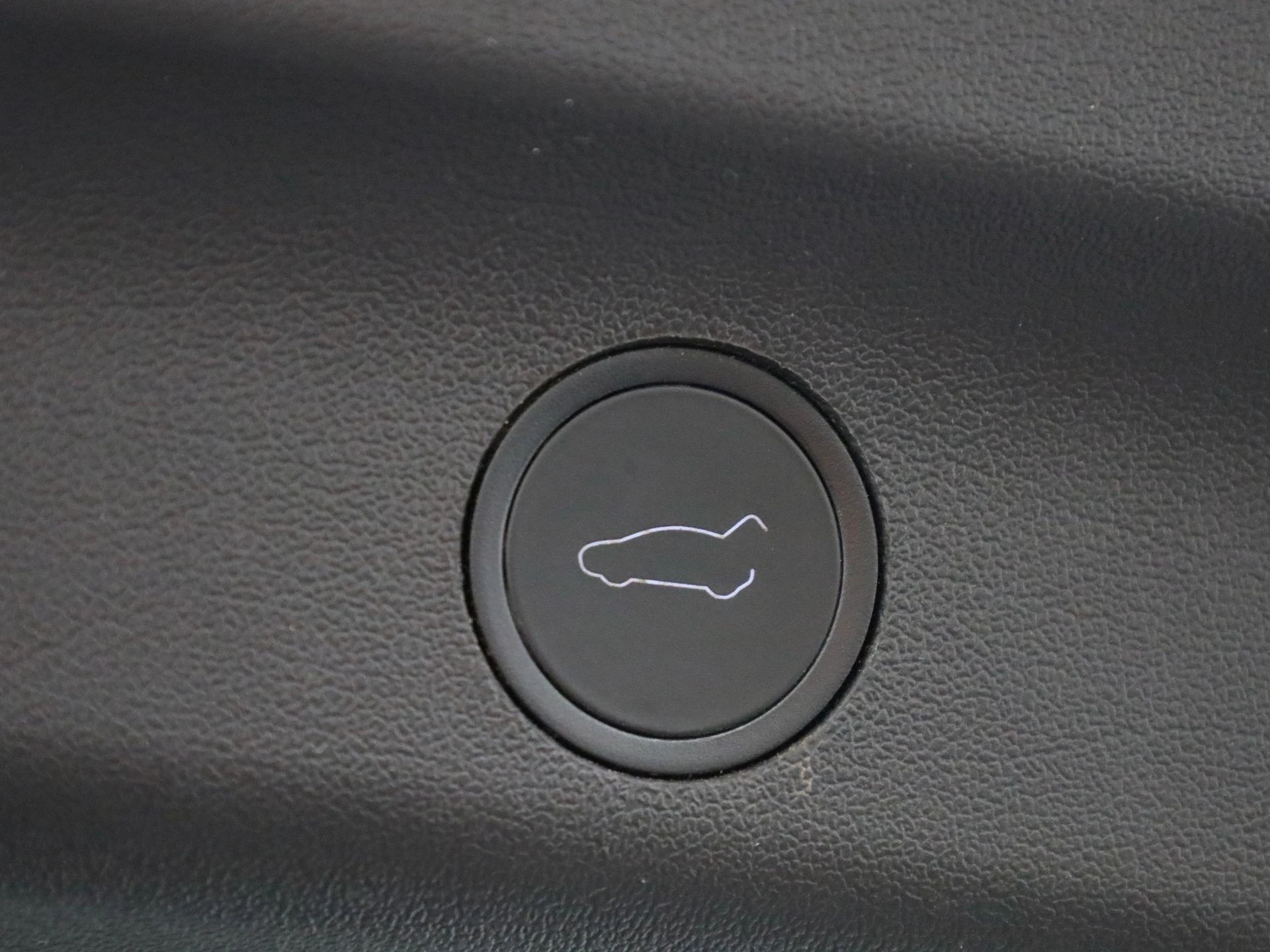 Tesla Model Y Long Range Dual Motor AWD