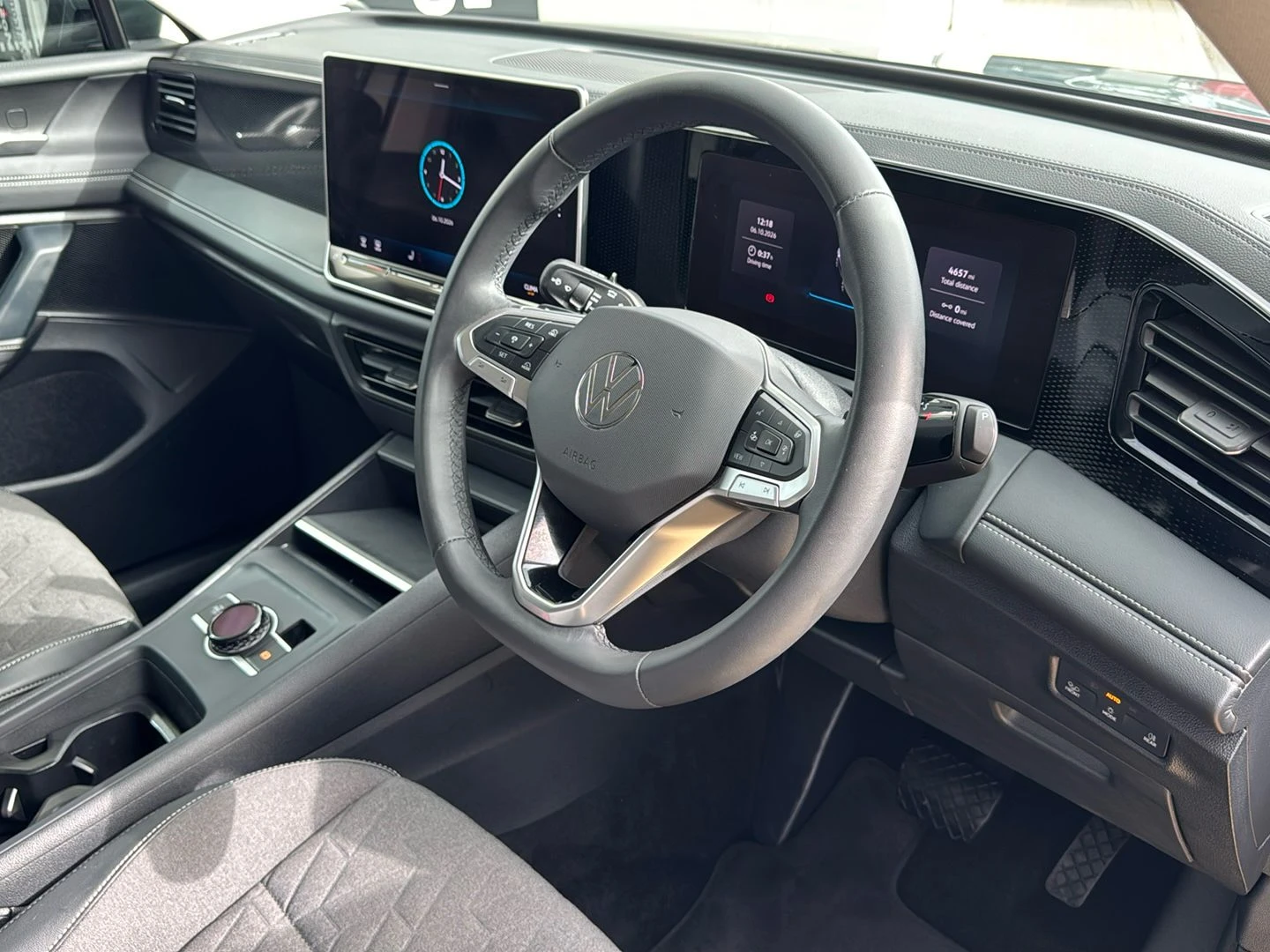 Volkswagen-Tiguan-image-19