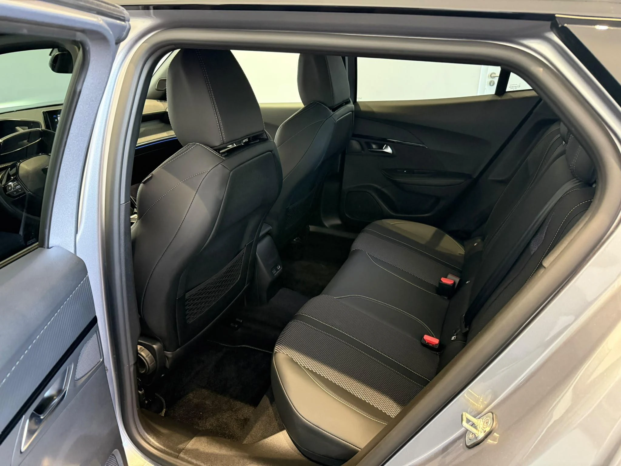 Peugeot-2008-image-19
