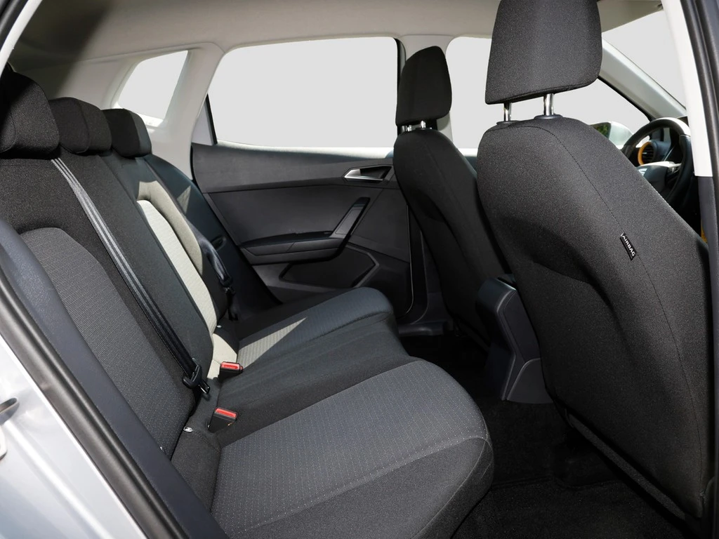 SEAT-Arona-image-8