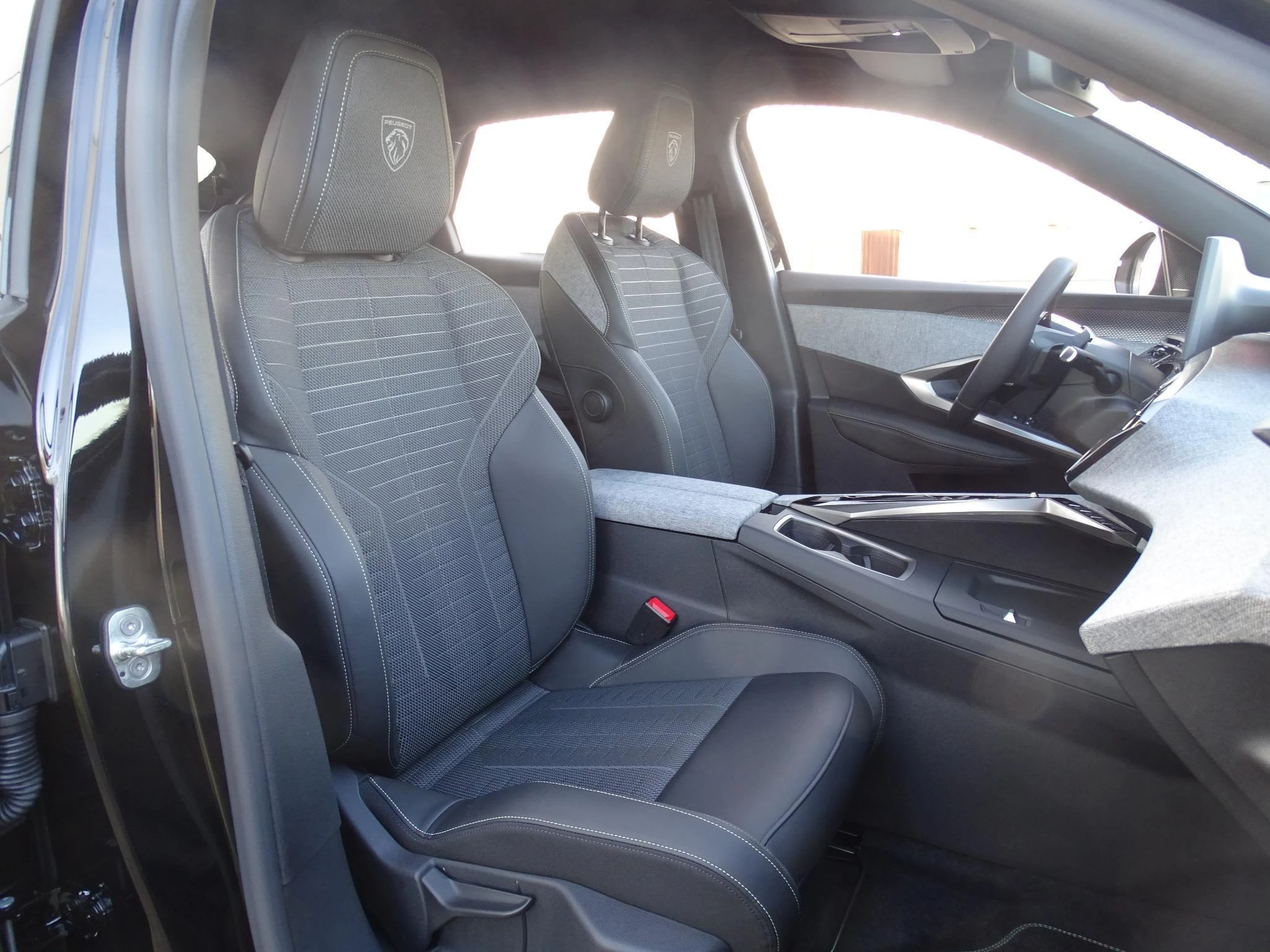 Peugeot-3008-image-12
