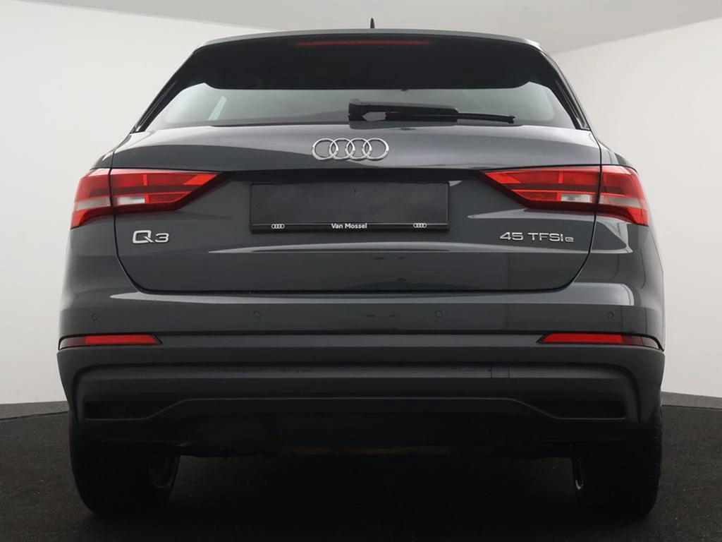 Audi Q3 PHEV Audi Q3 PHEV 45TFSIe 245PK *AUTOMAAT*LEDER*CAMERA*PDC*NAVI*CRUISE*...*