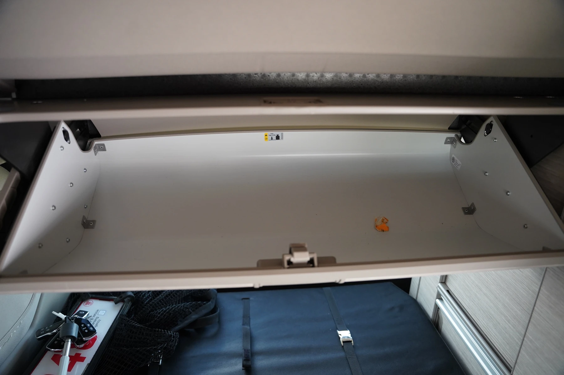 Volkswagen-California-image-12