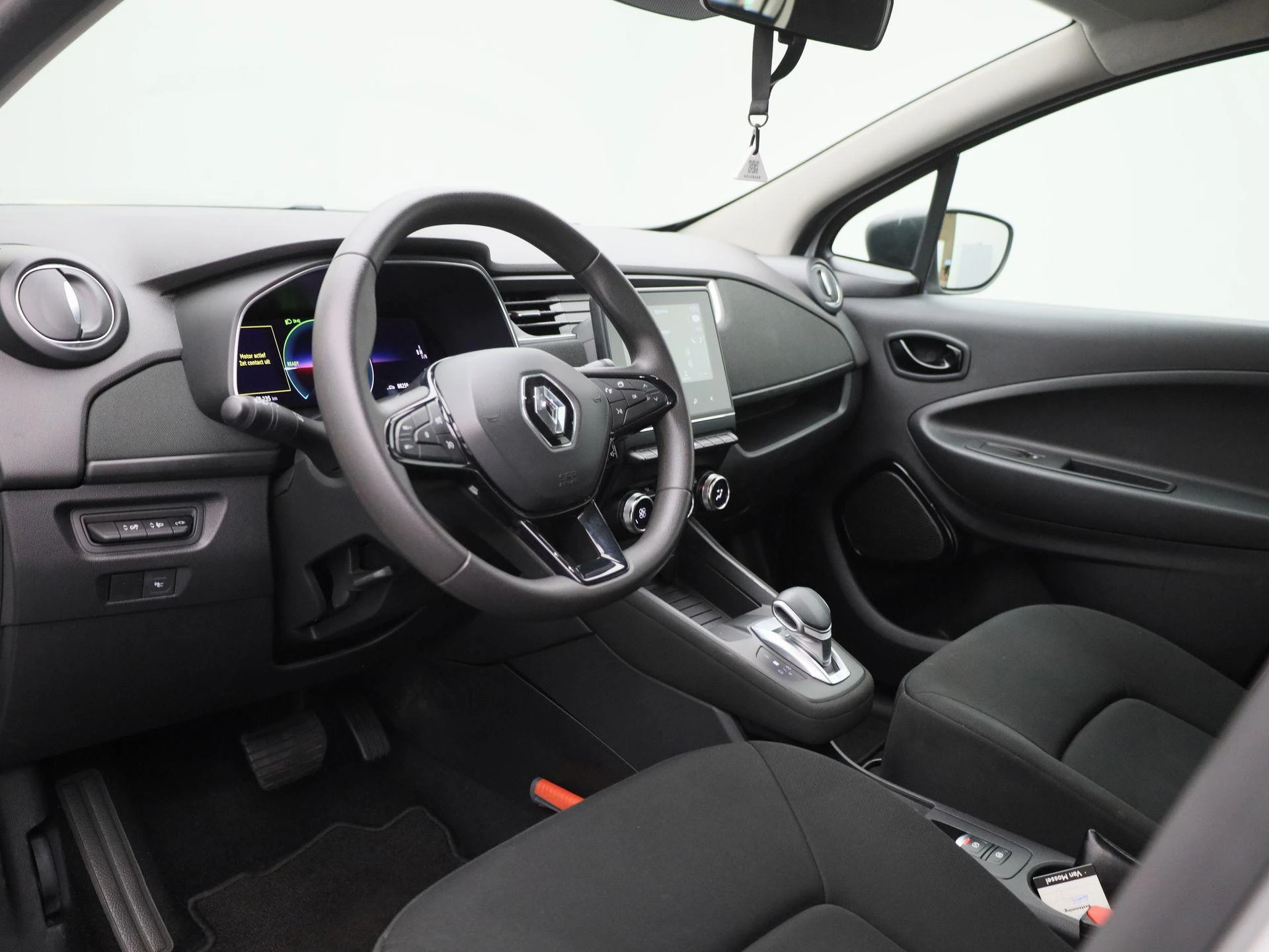 Renault-ZOE-image-28