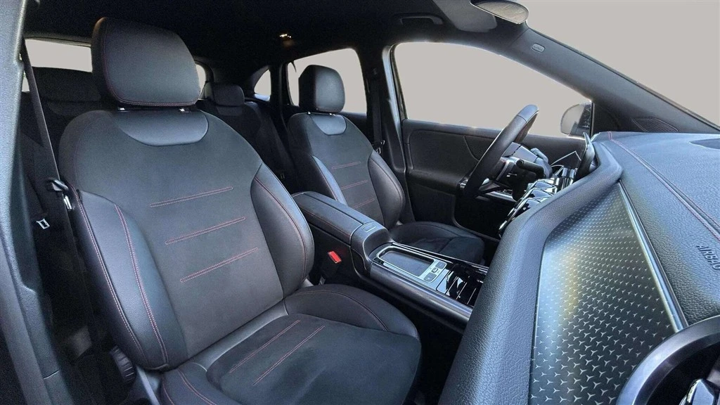 Mercedes-Benz-EQA-image-18