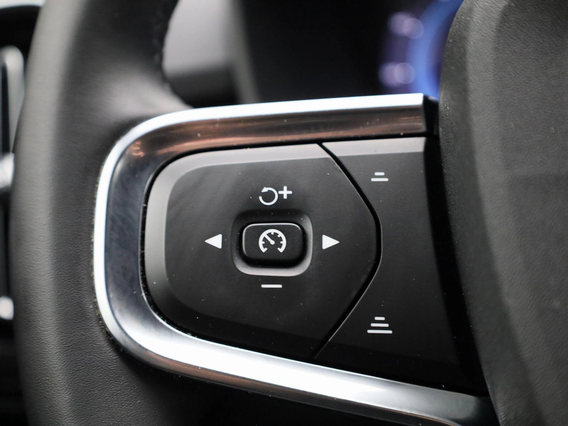 Volvo XC40 Recharge Core