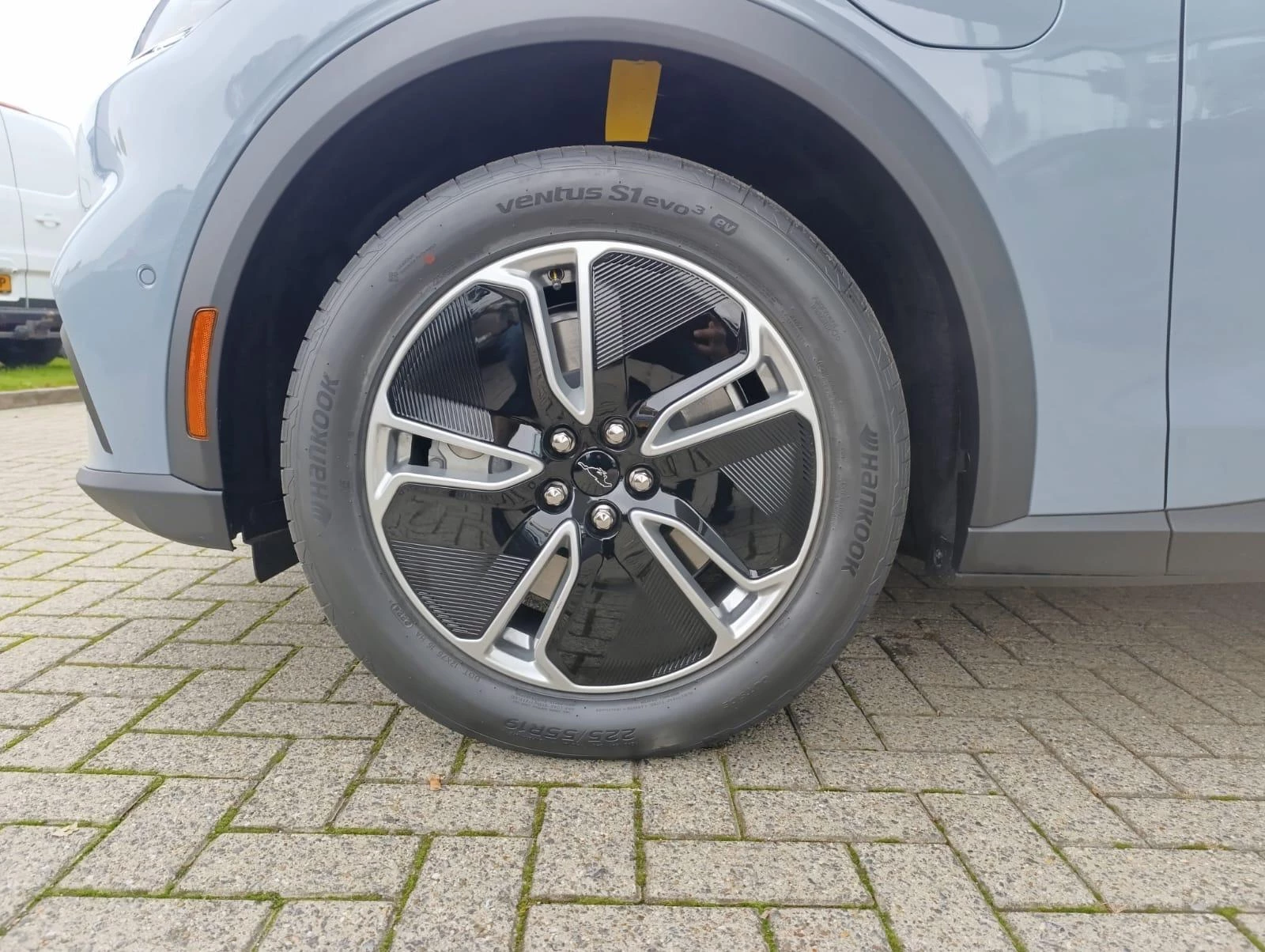 Ford-Mustang Mach-E-image-6