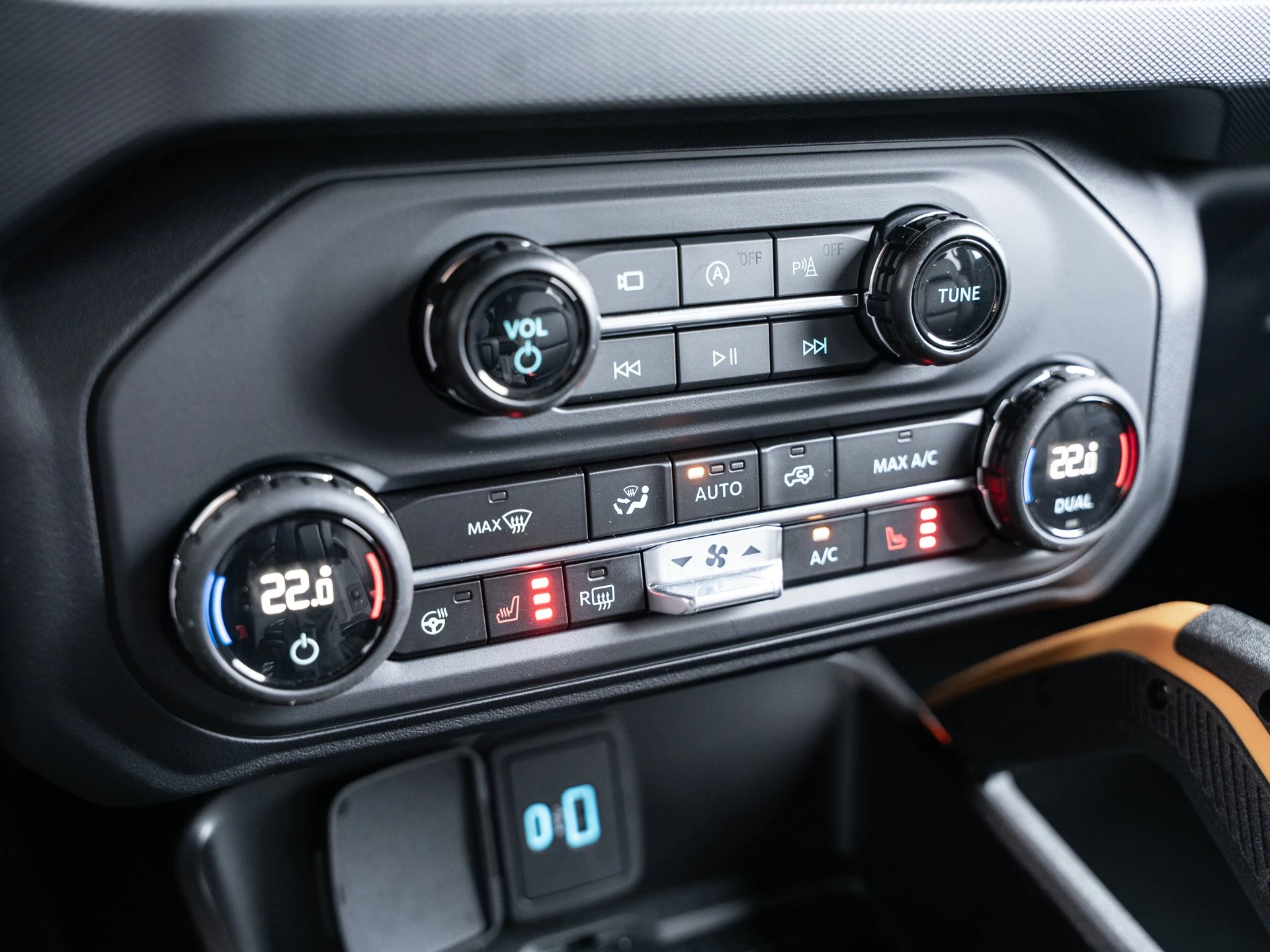 Ford Bronco Badlands 2.7 l EcoBoost e-4WD Automatik Sports Utility Vehicle. RFK*LED*SHZ*DISPLAY