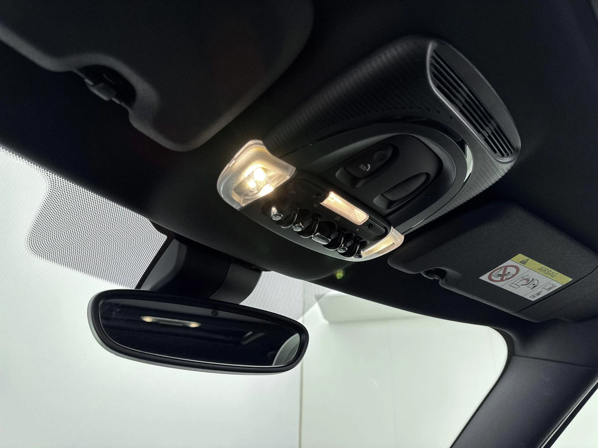 MINI-Countryman-image-26