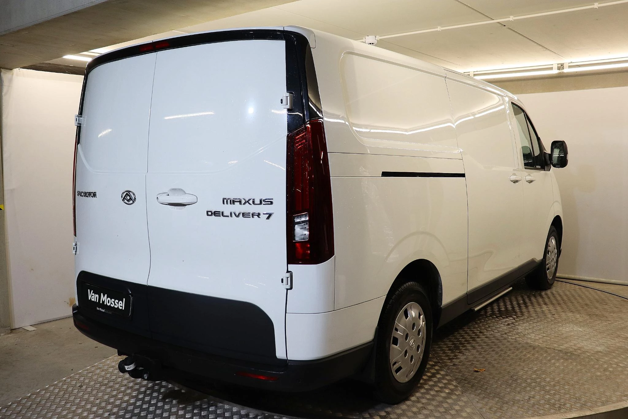Maxus Deliver7 L1H1 77kWh
