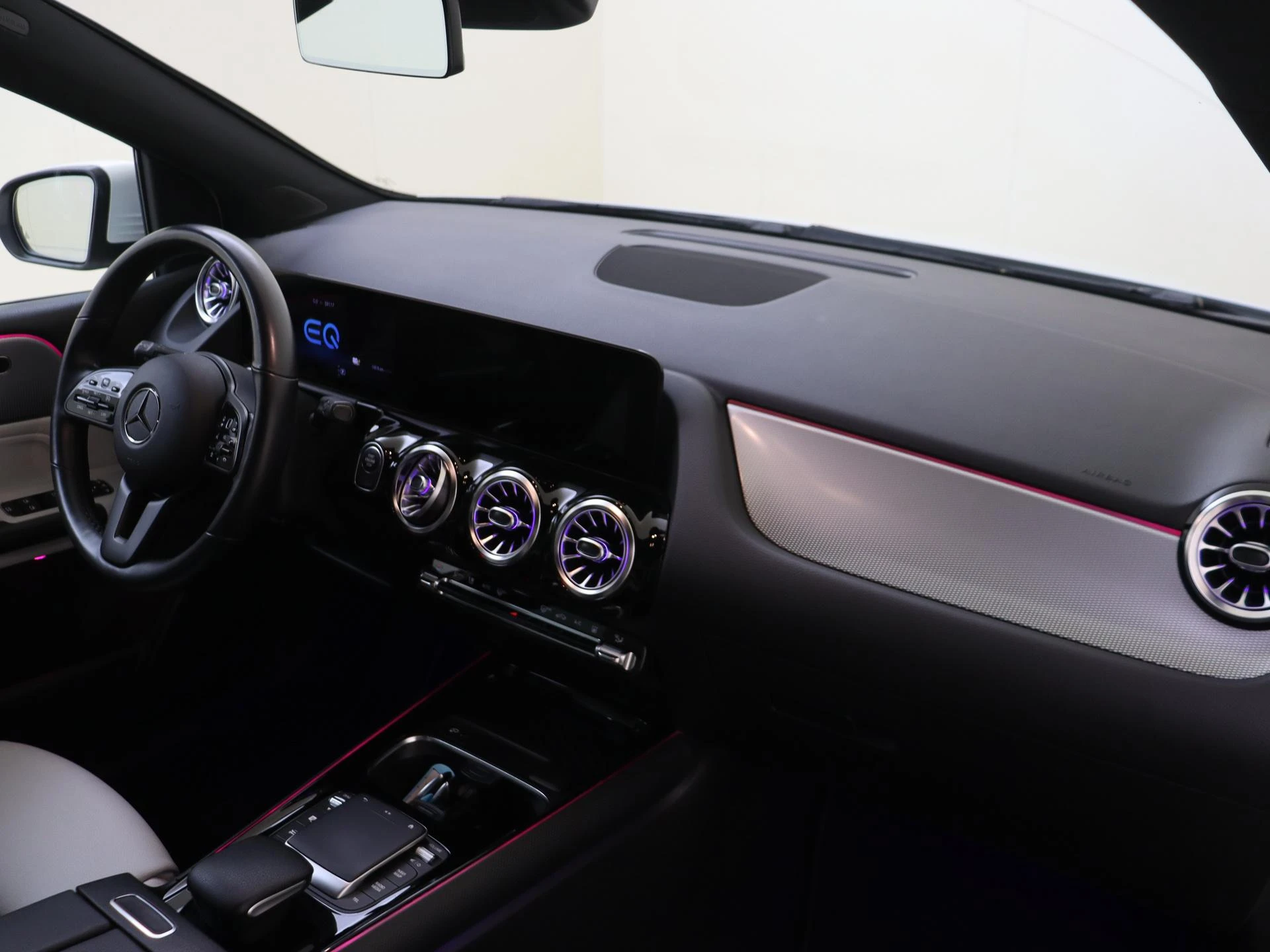 Mercedes-Benz-B-Klasse-image-4