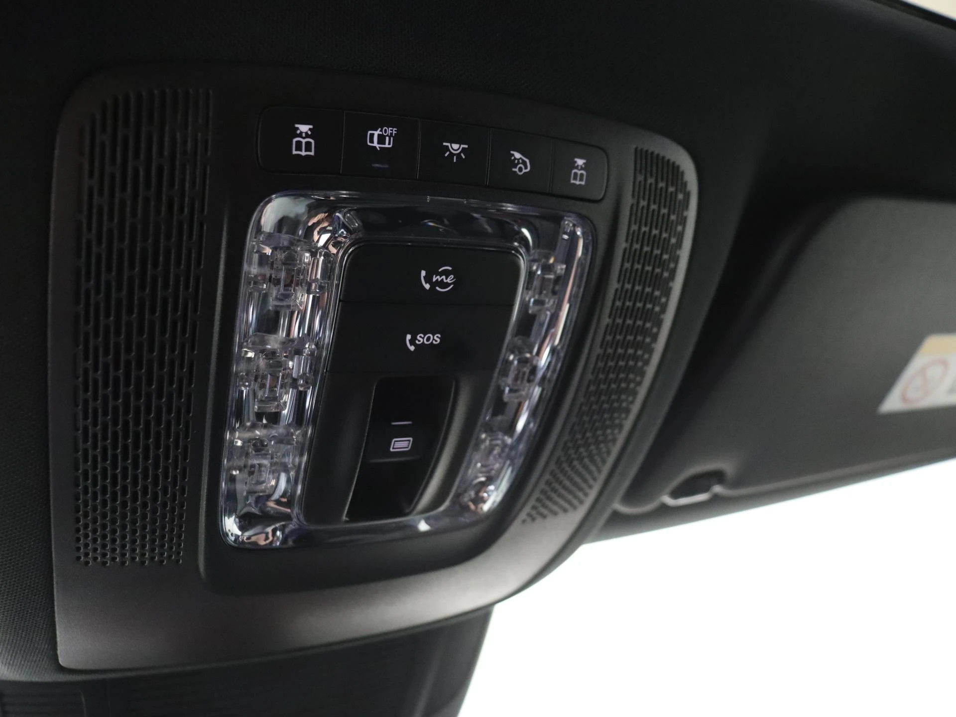 Mercedes-Benz-GLE-image-29