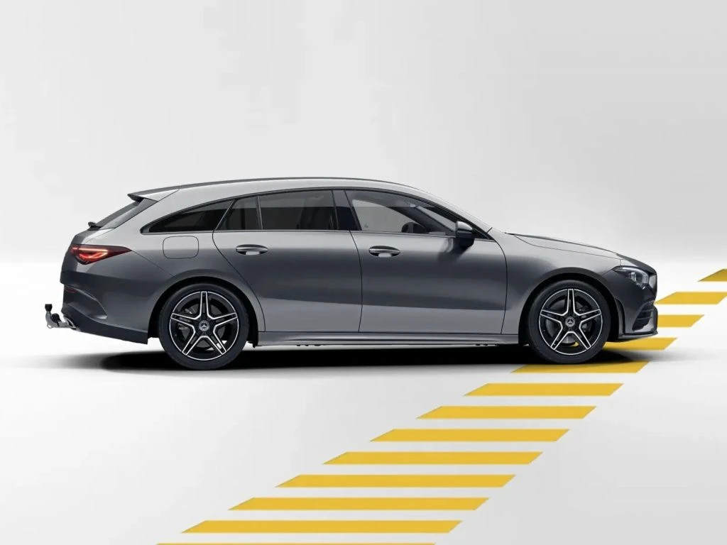Mercedes-Benz-CLA 250 e-image-7