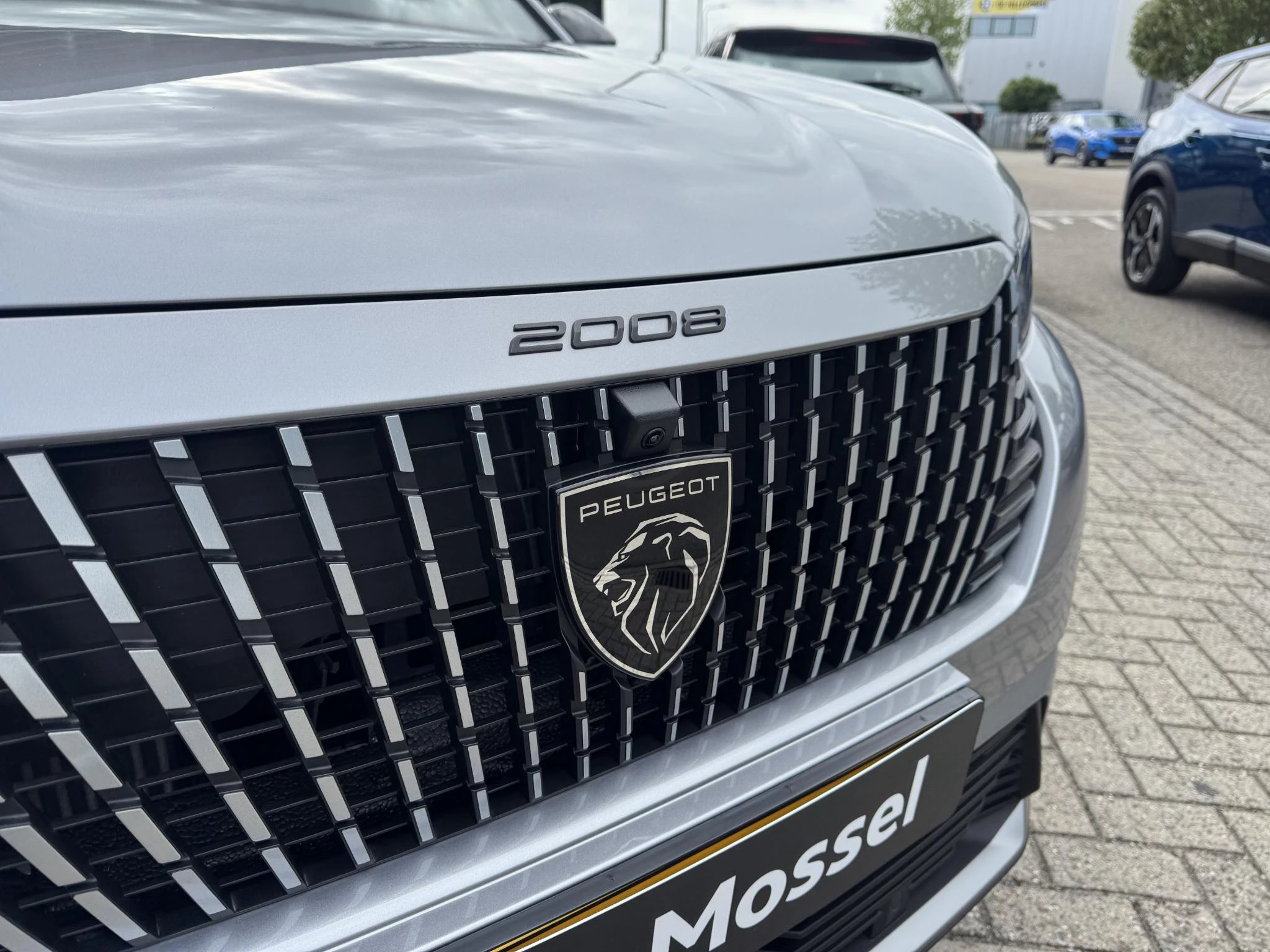Peugeot-2008-image-7