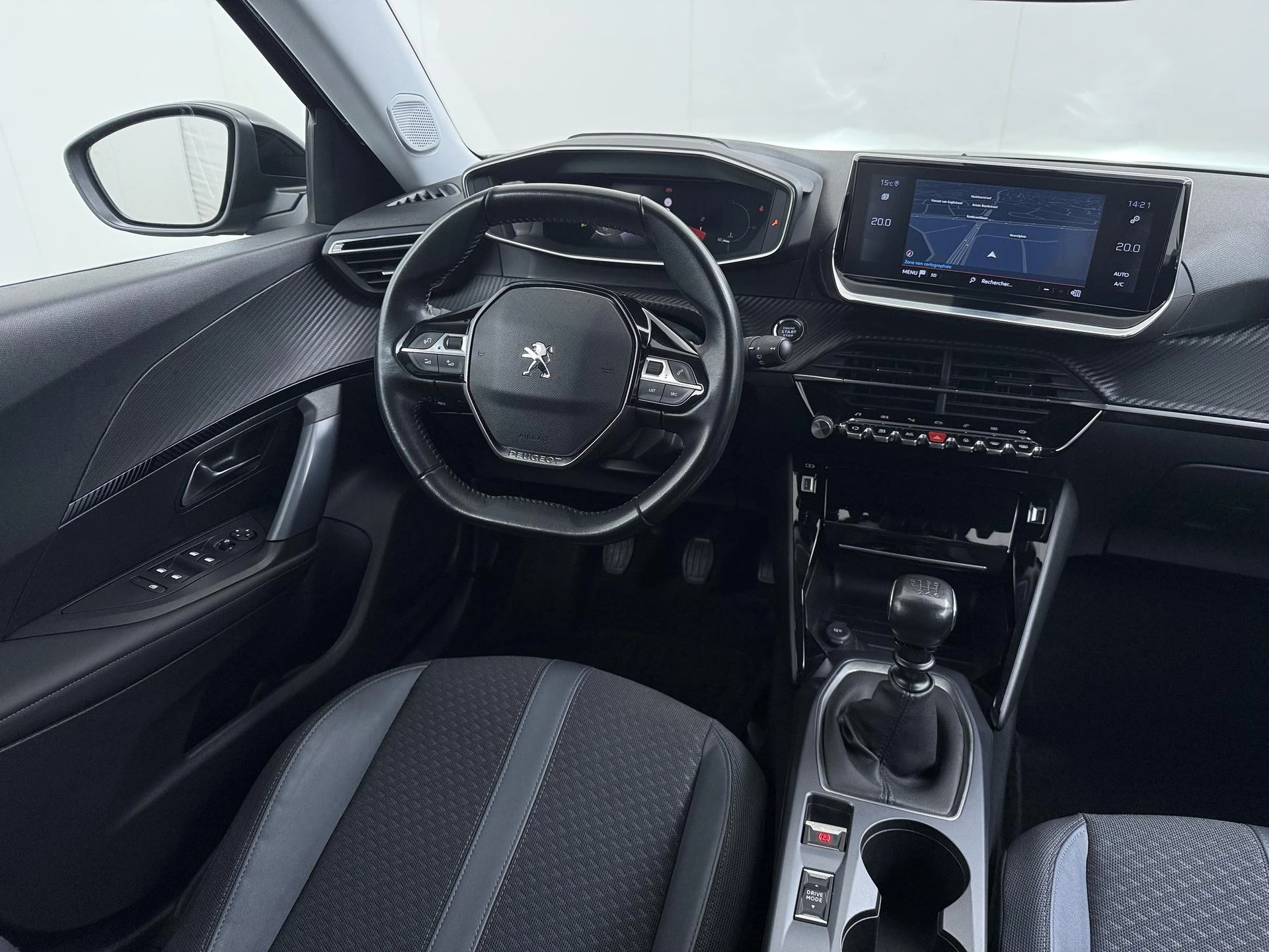 Peugeot-2008-image-15