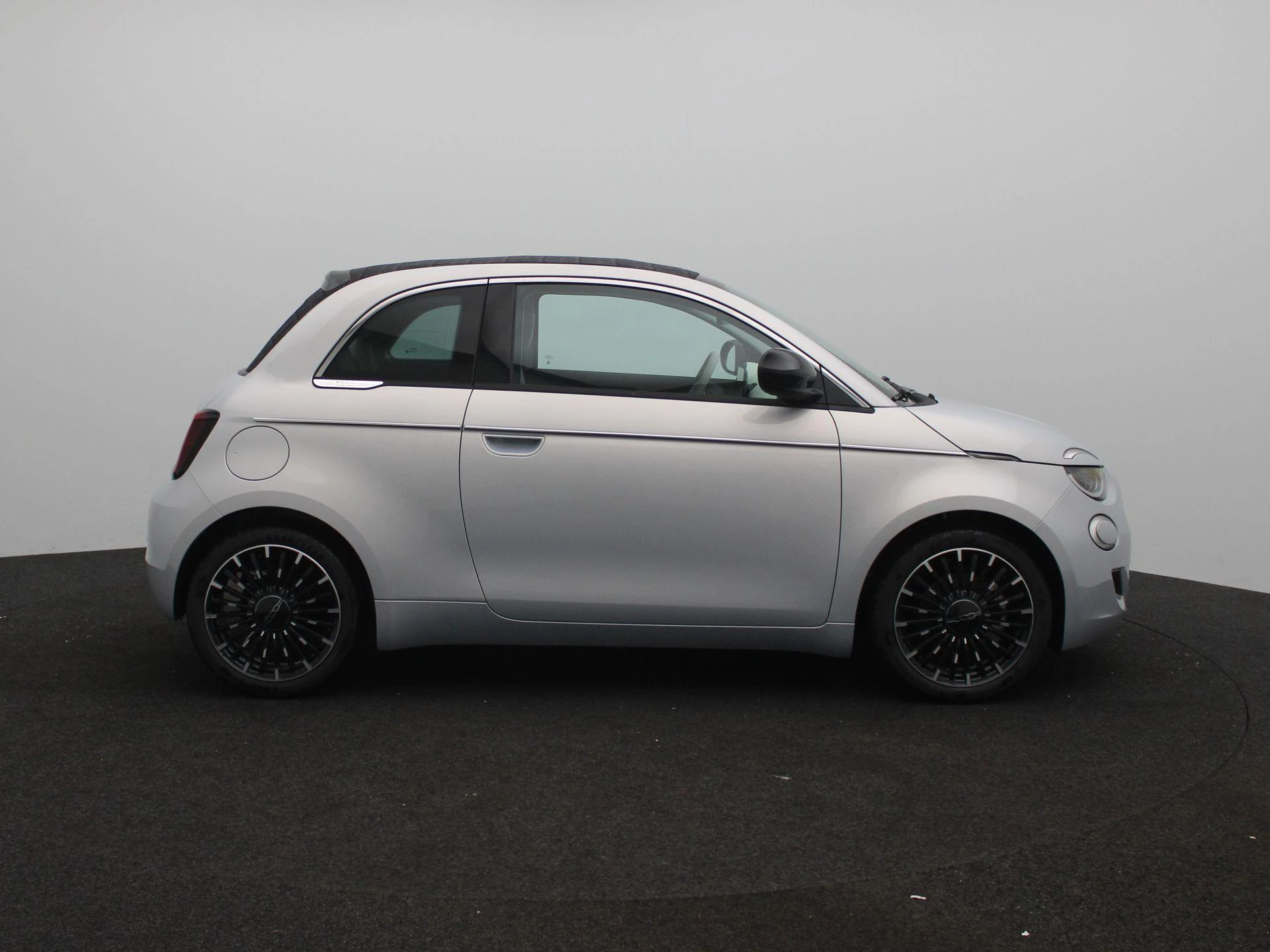 Fiat-500C-image-5