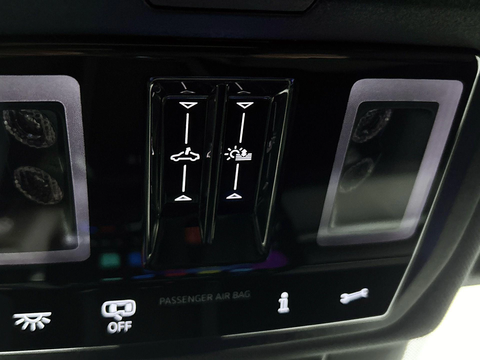 Volkswagen-T-Roc-image-21