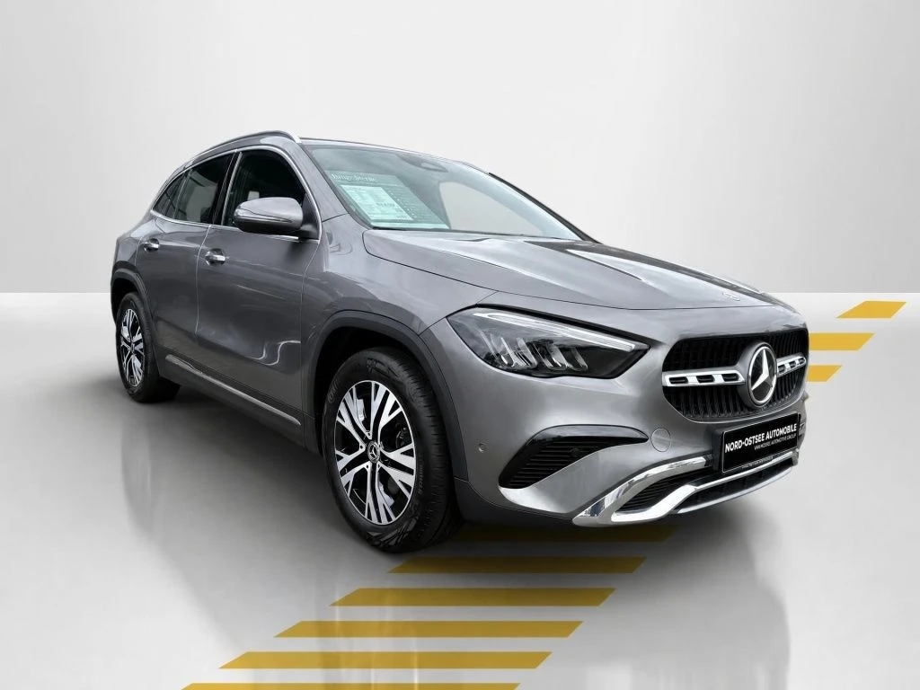 Mercedes-Benz-GLA 200 d-image-16