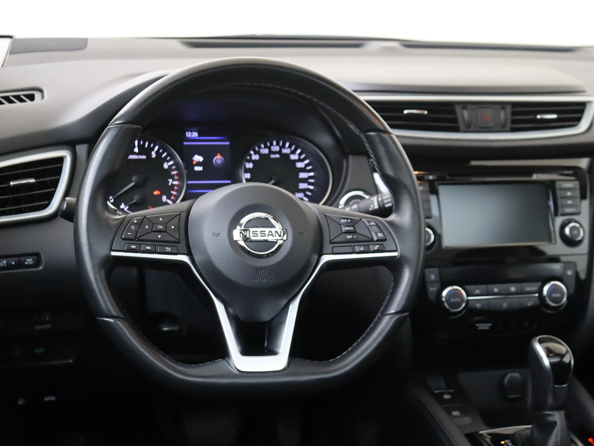 Nissan-QASHQAI-image-9