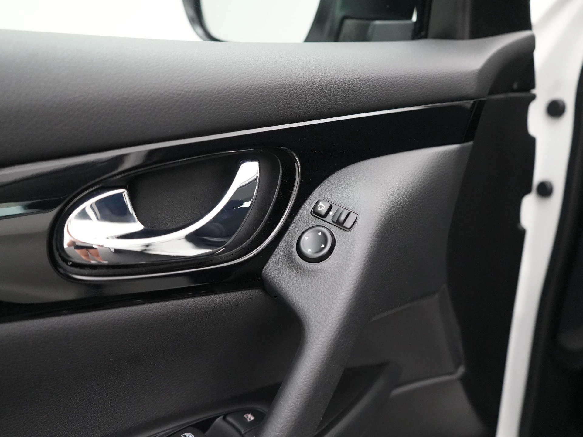 Nissan-QASHQAI-image-26