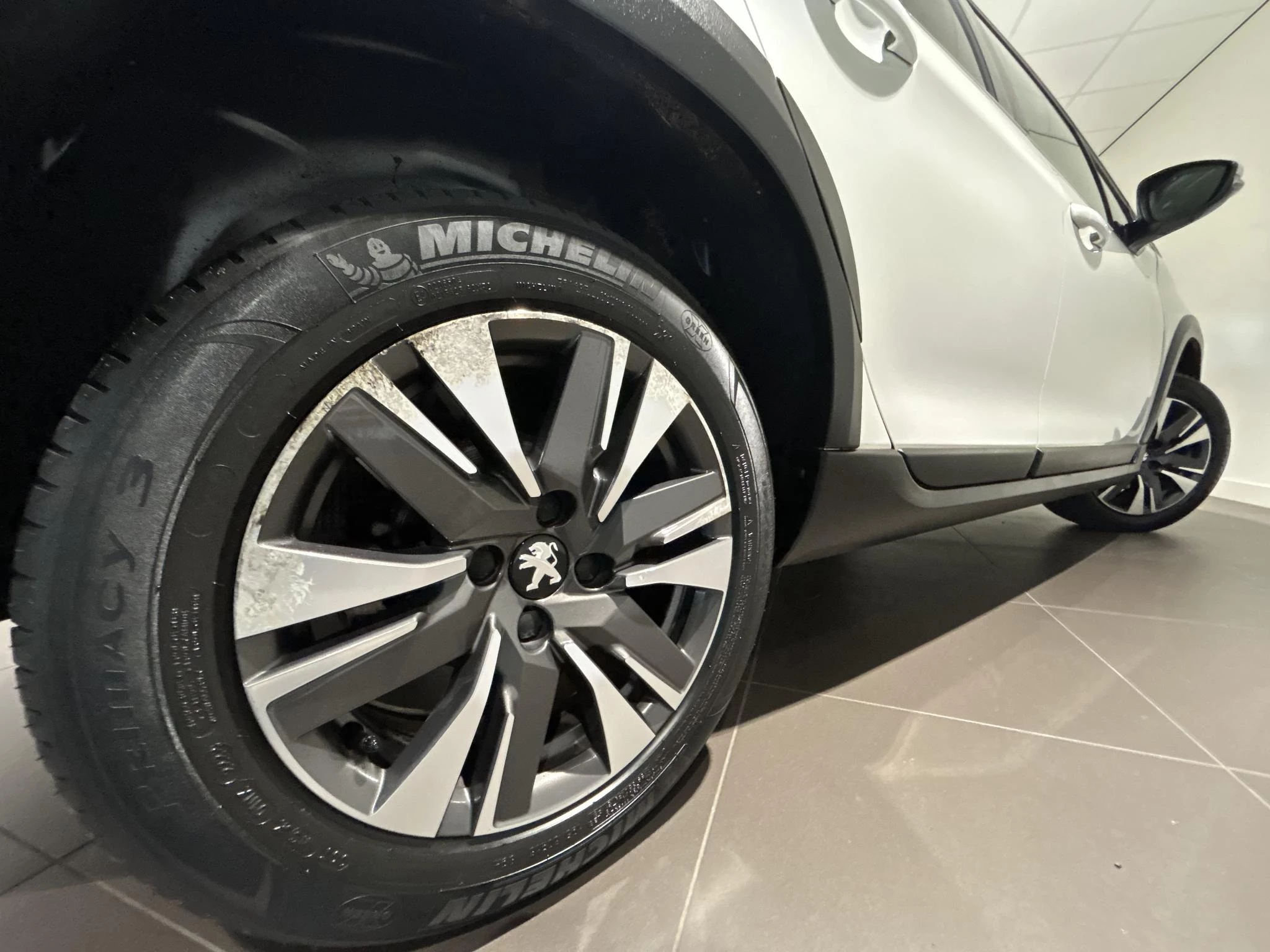 Peugeot 2008 1.2 PureTech Allure