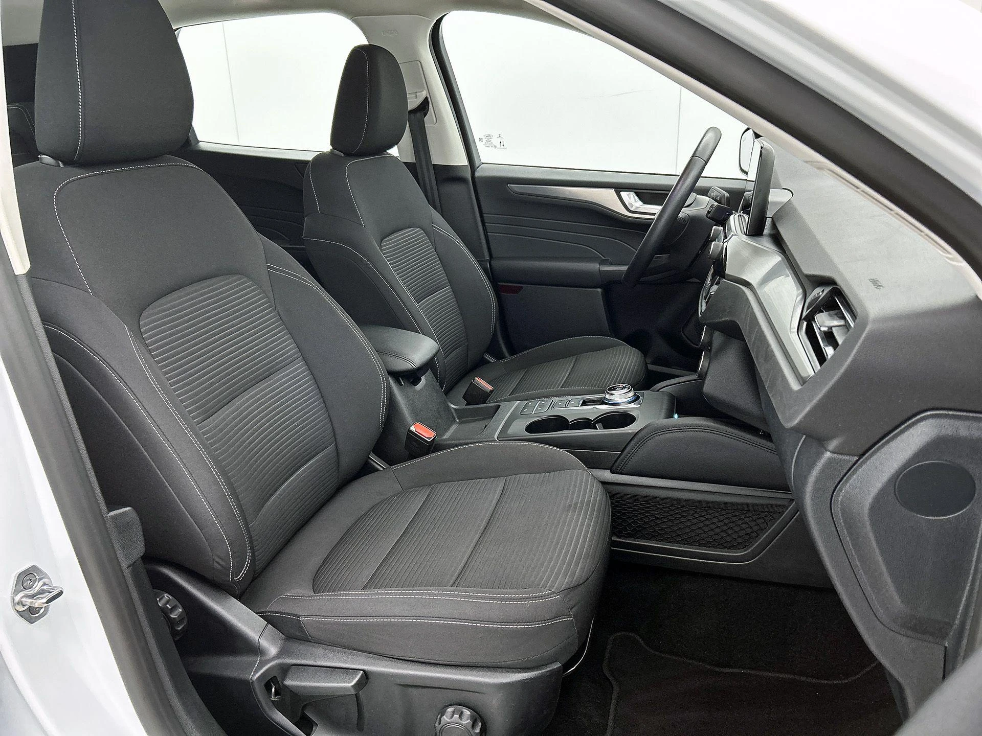 Ford-Kuga-image-42