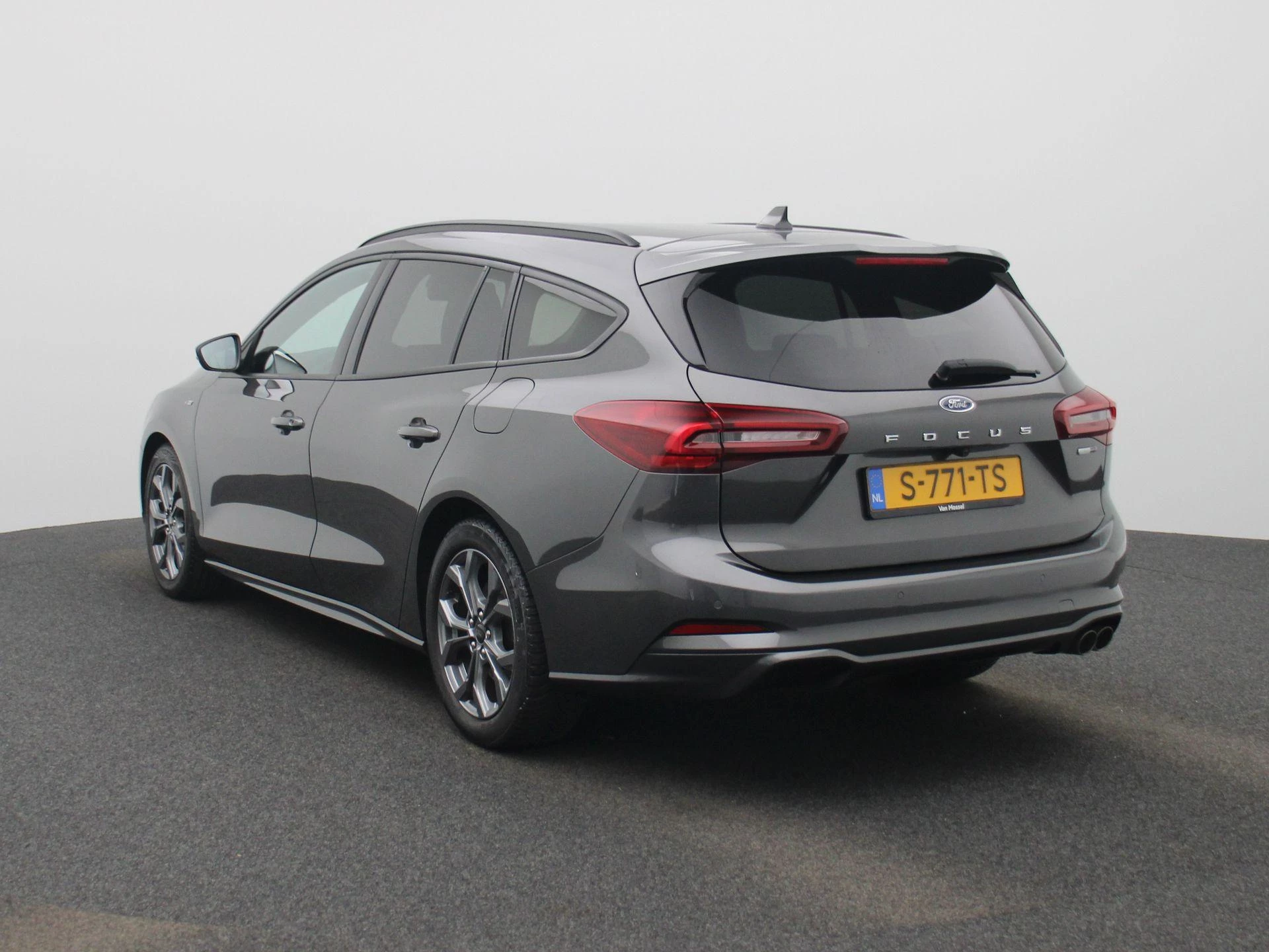 Ford Focus Wagon 1.0 EcoBoost Hybrid ST Line X