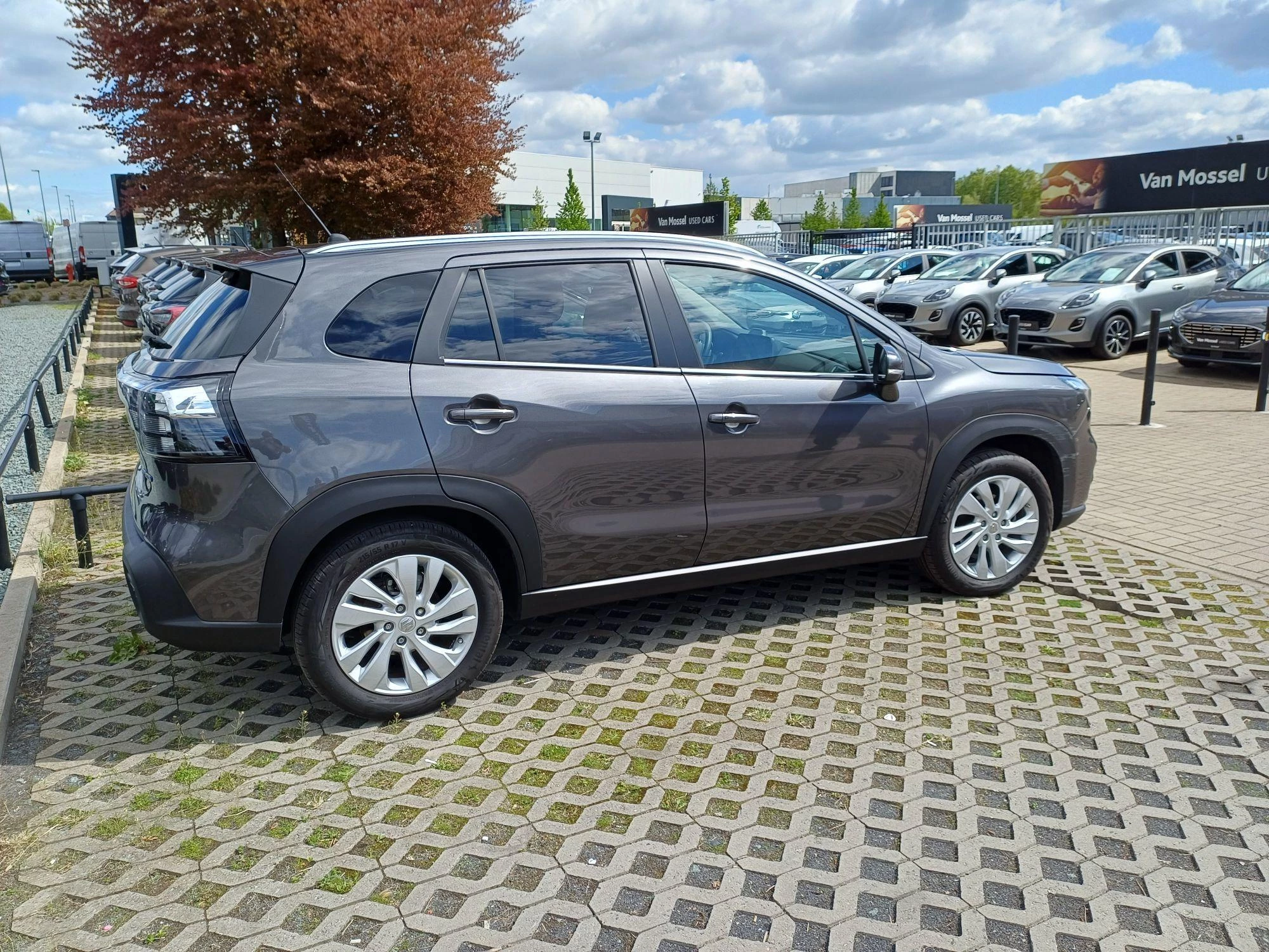 Suzuki S-Cross 1.5 Full Hybrid AGS Grand Luxe+ 2WD A/T