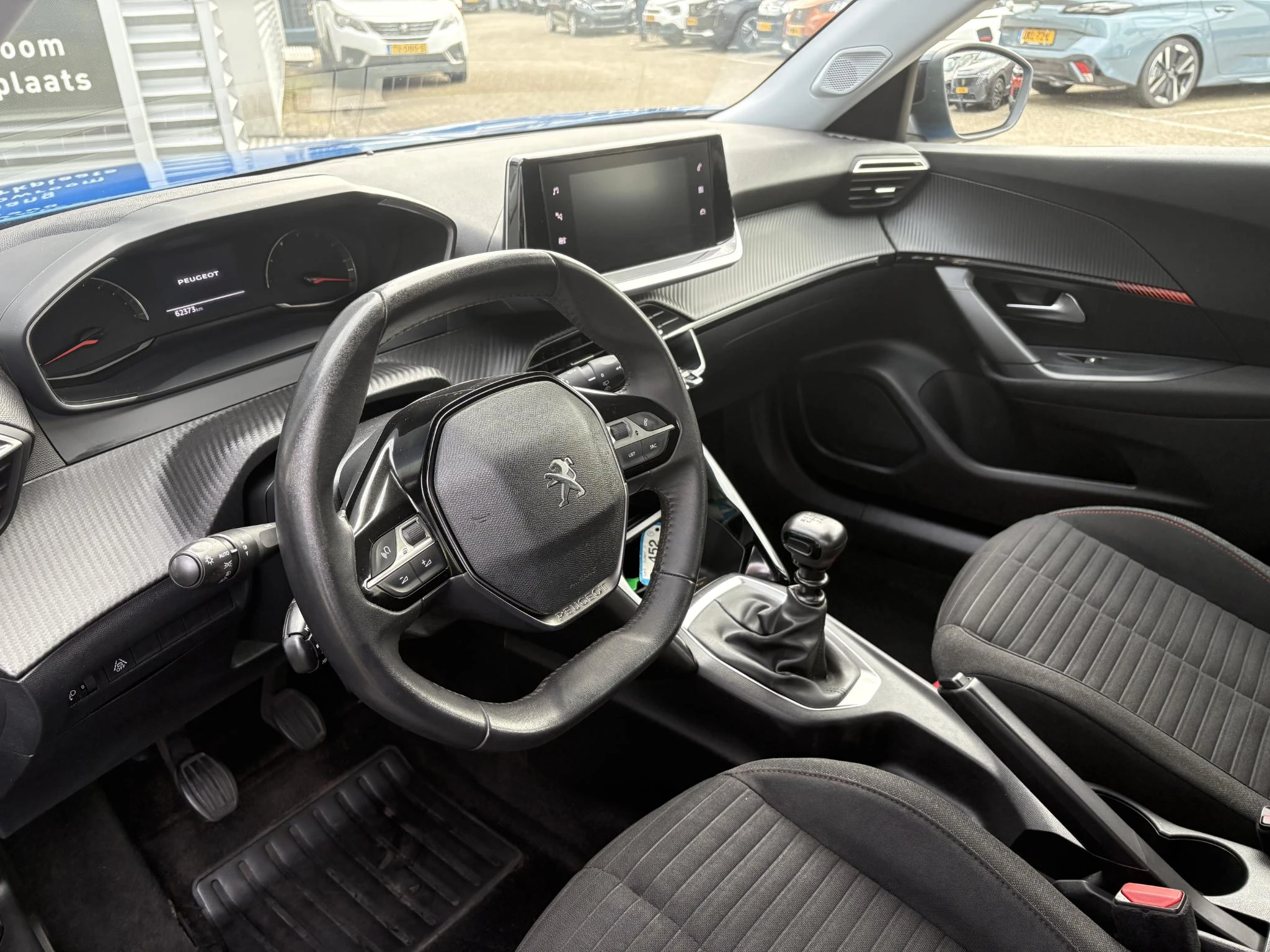 Peugeot-2008-image-10