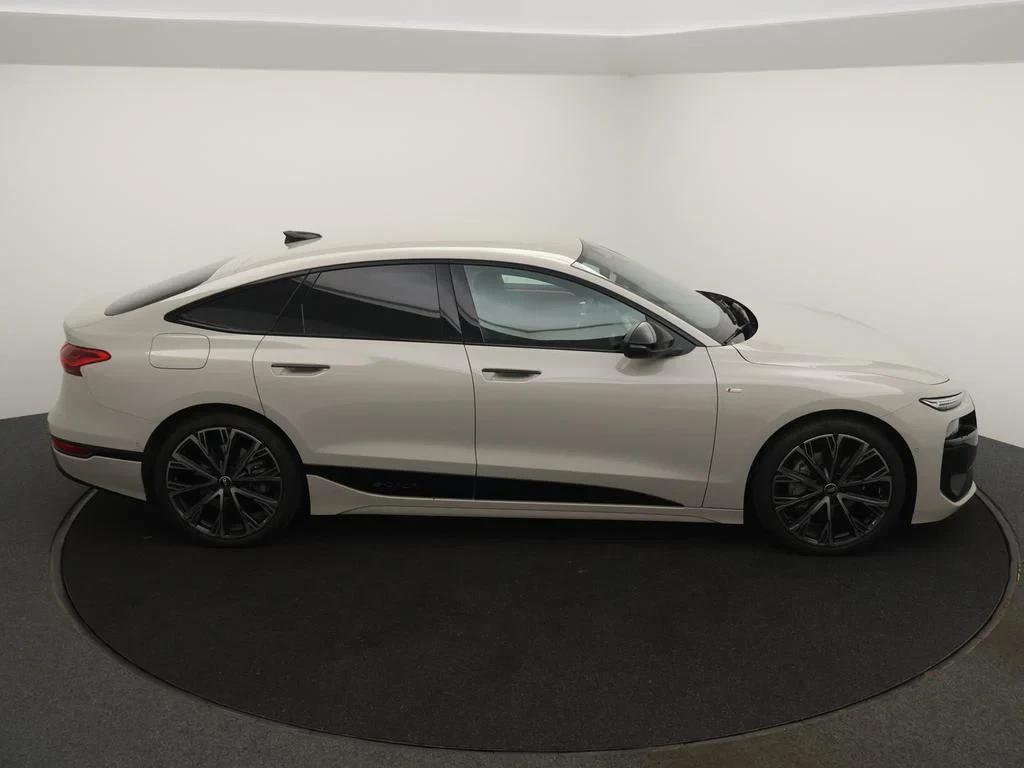 Audi-A6 Sportback e-tron-image-27