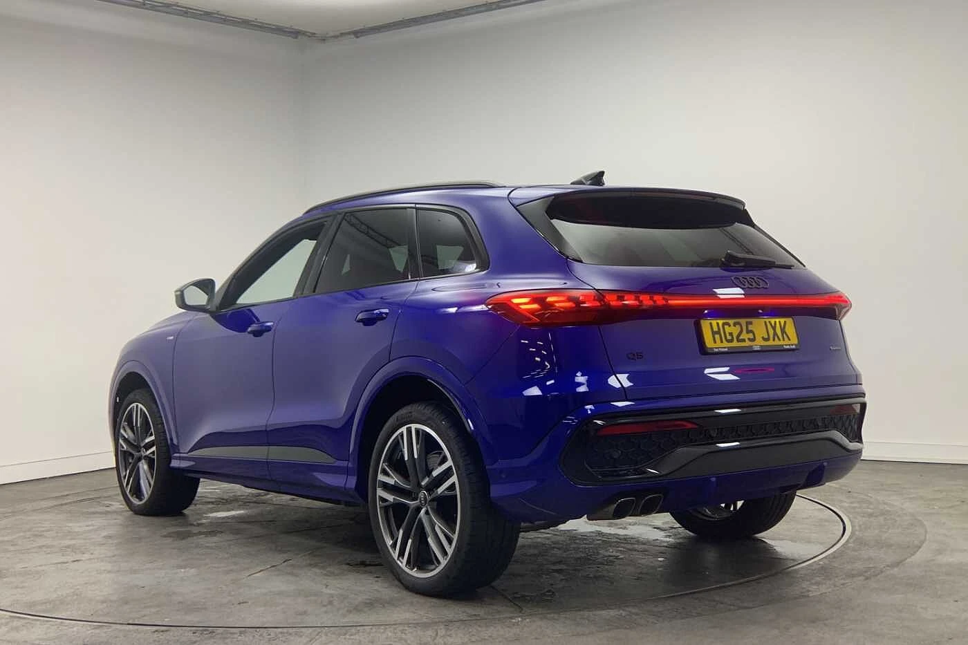 Audi-Q5-image-2