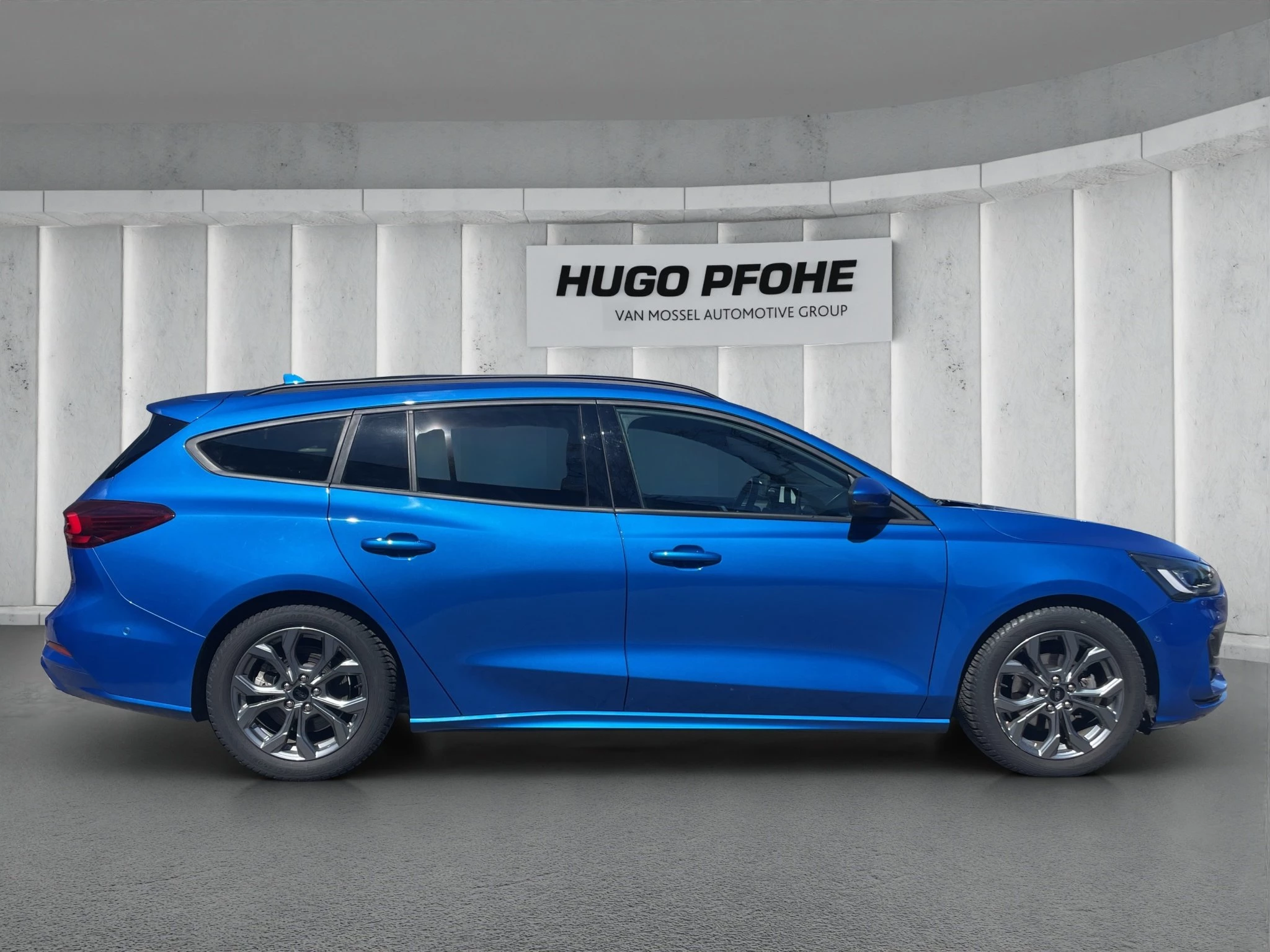 Ford Focus ST-Line X Turnier Aut.*AHK*ACC*HUD*KAM*NAVI*WINTER-PKT.