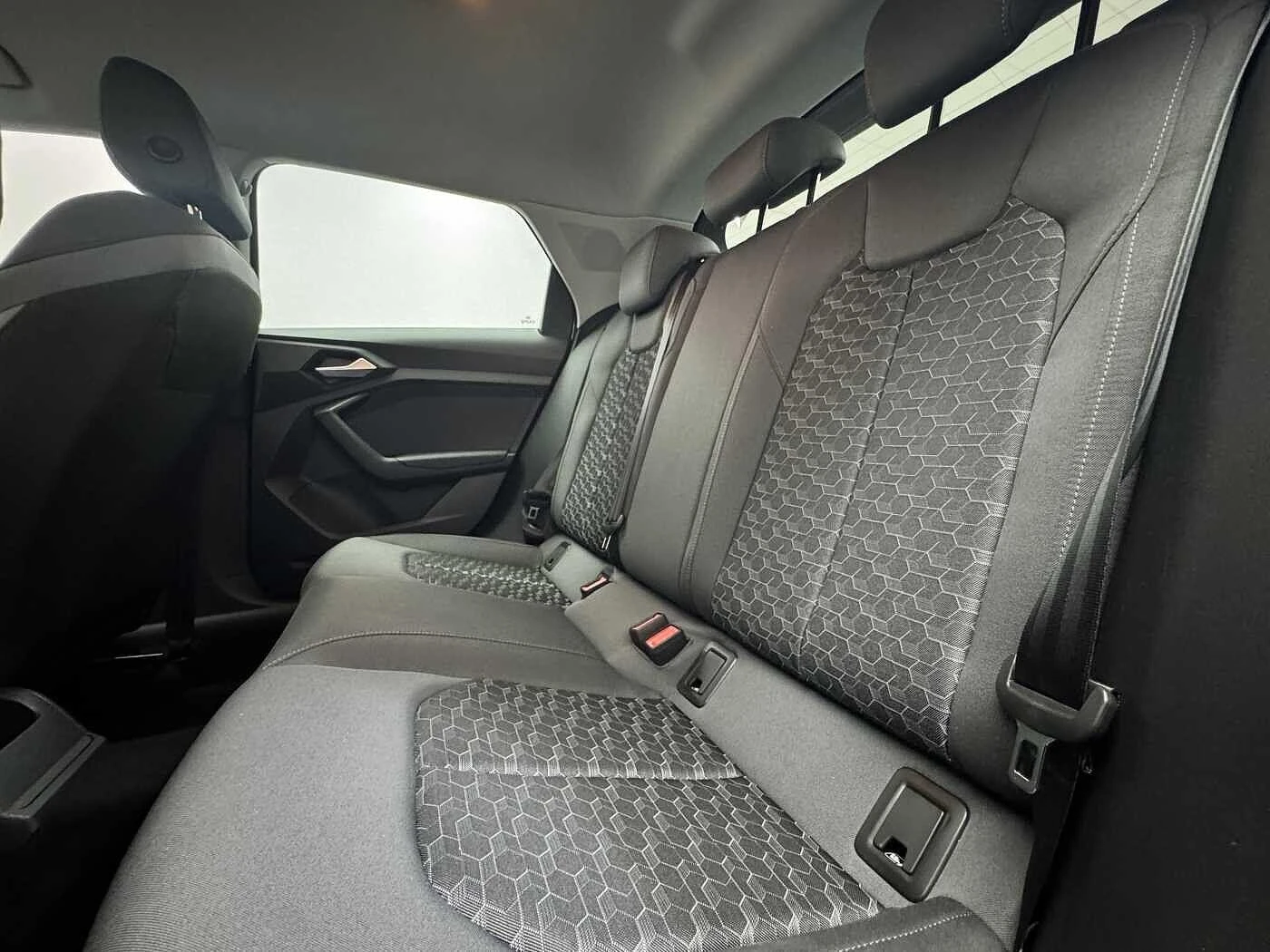 Audi-A1 Sportback-image-13