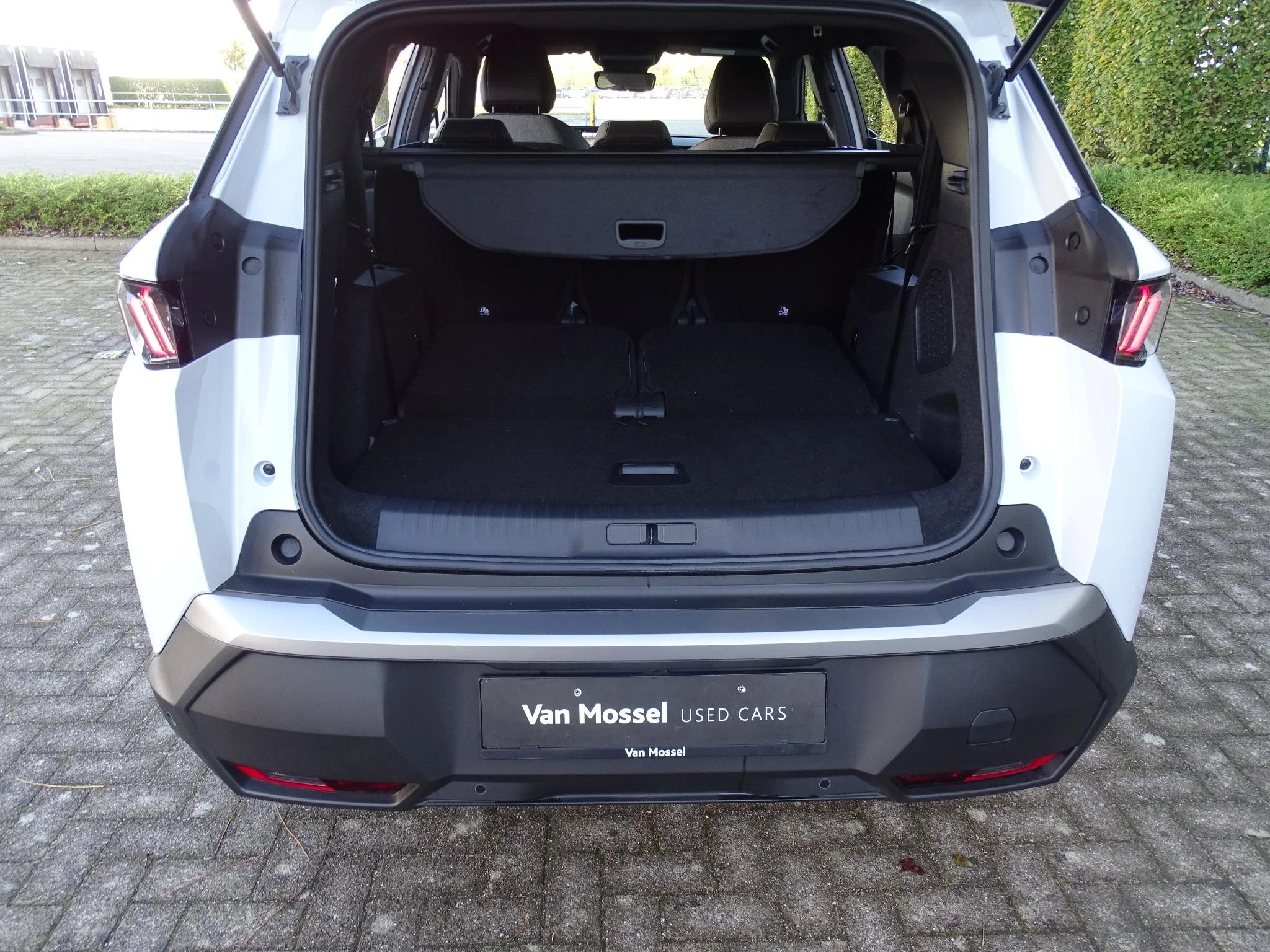 Peugeot-5008-image-17