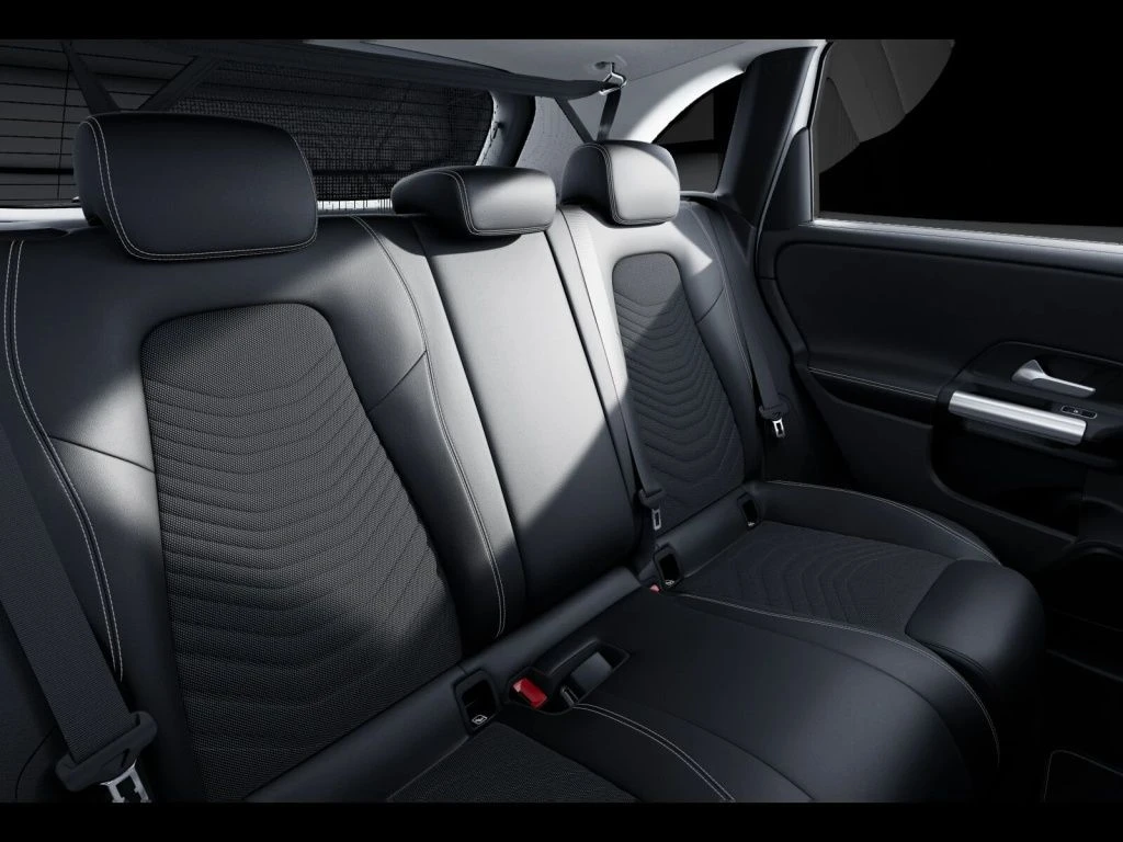 Mercedes-Benz-B-Klasse 200-image-11