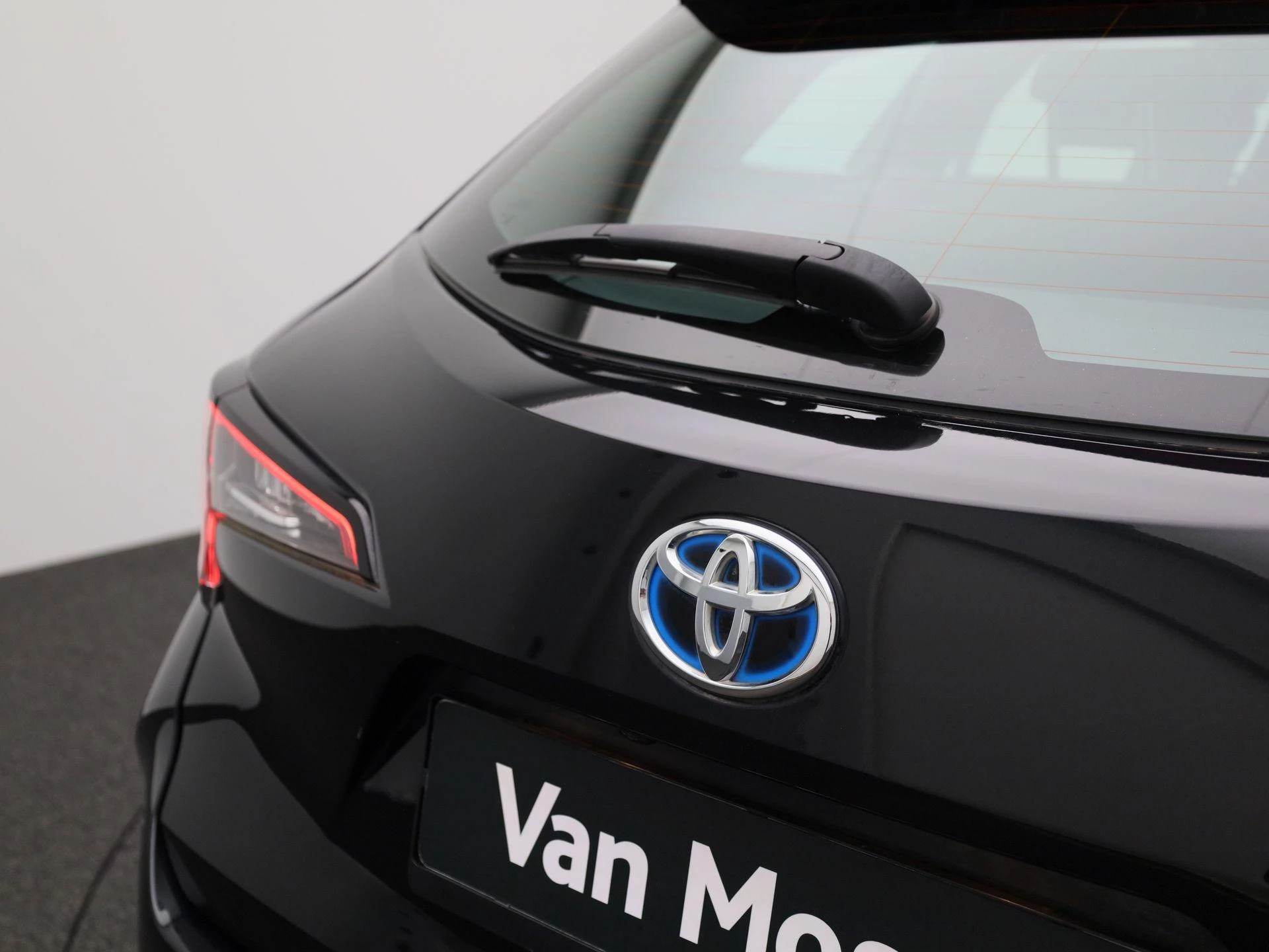 Toyota-Corolla Touring Sports-image-33