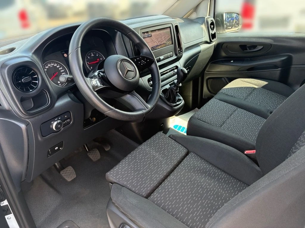 Mercedes-Benz-Vito 116-image-10
