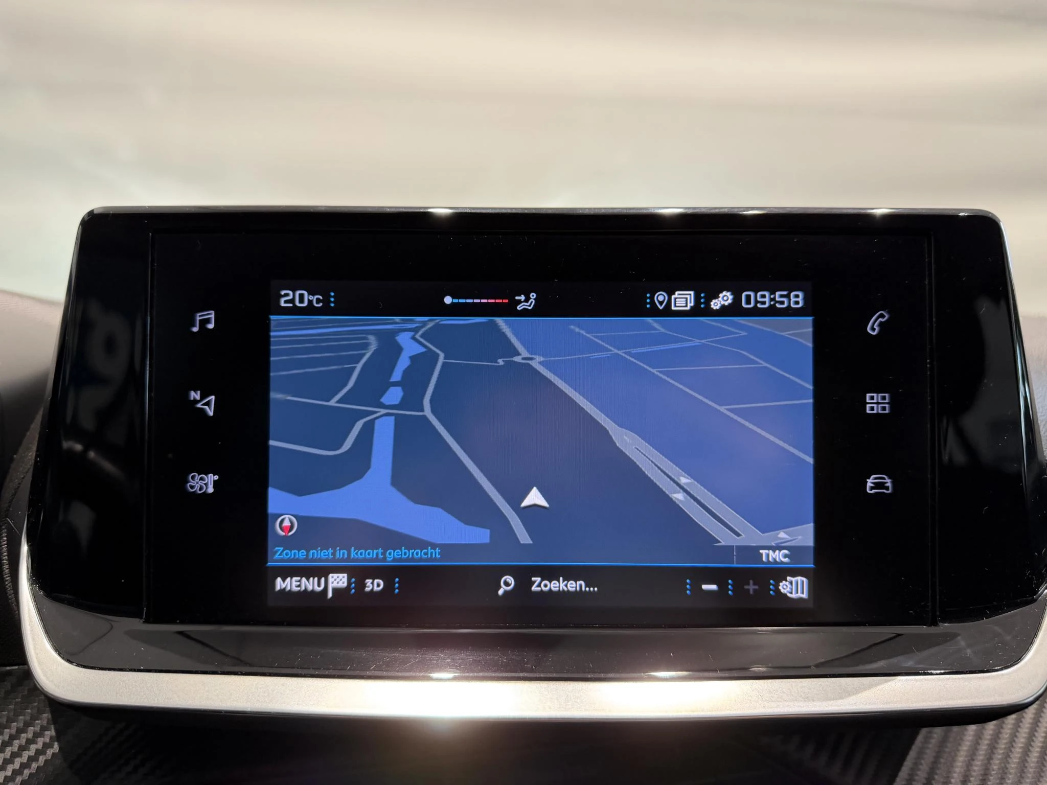 Peugeot-208-image-18