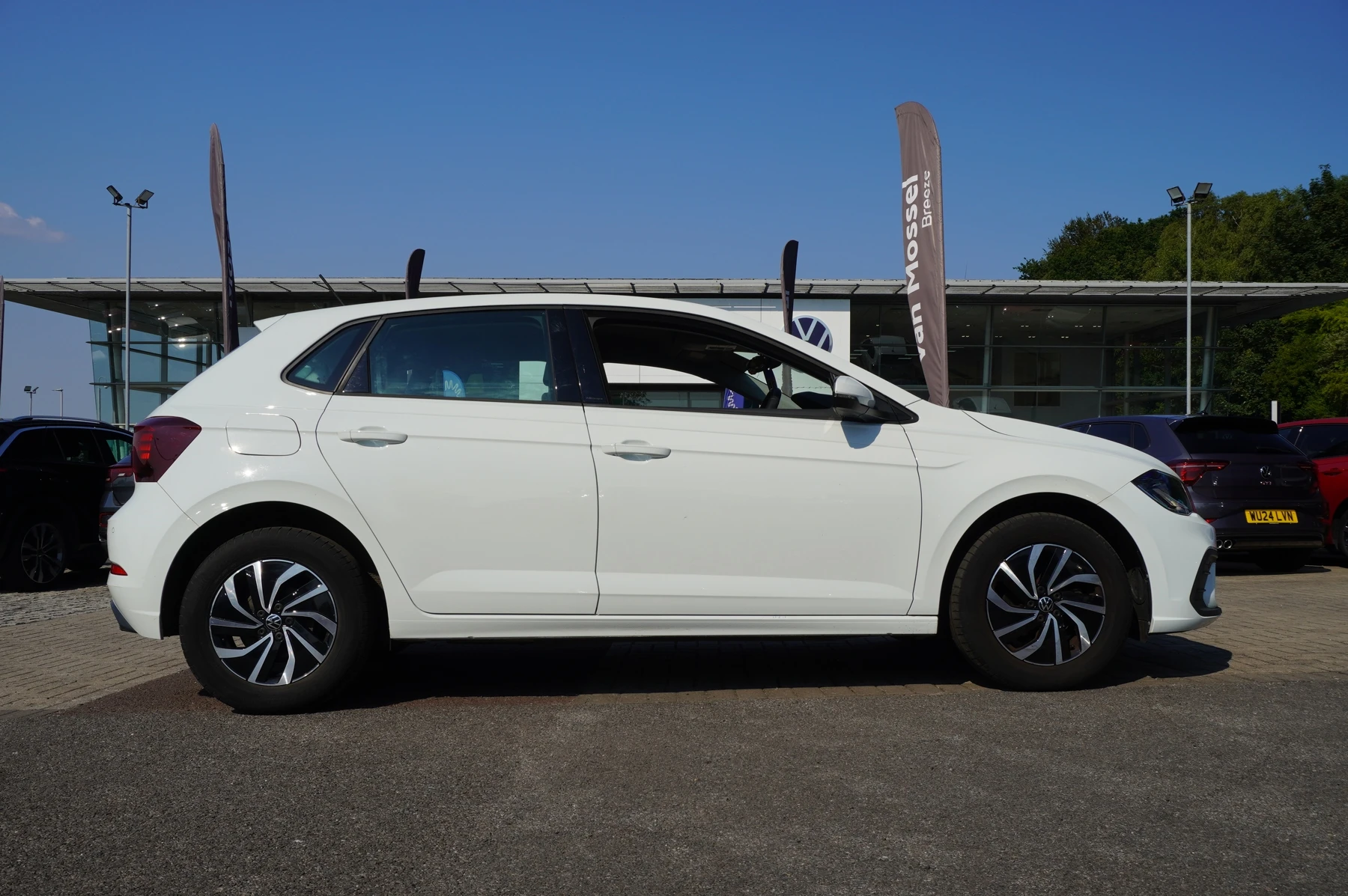 Volkswagen Polo 1.0 TSI Life 5dr