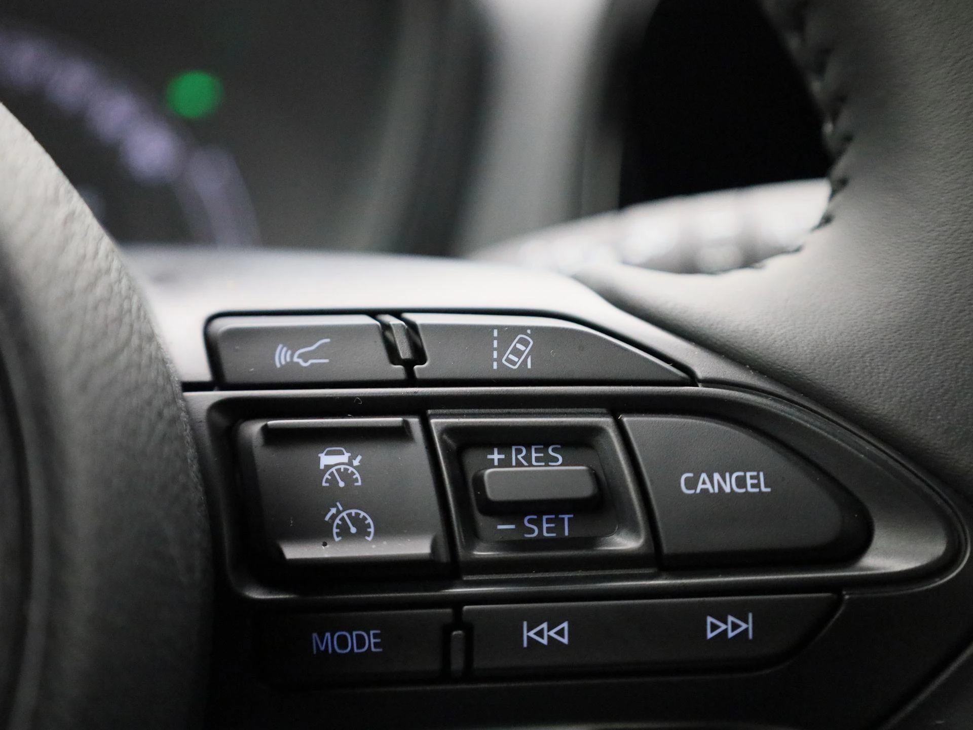 Toyota Aygo X 1.0 VVT-i S-CVT Play