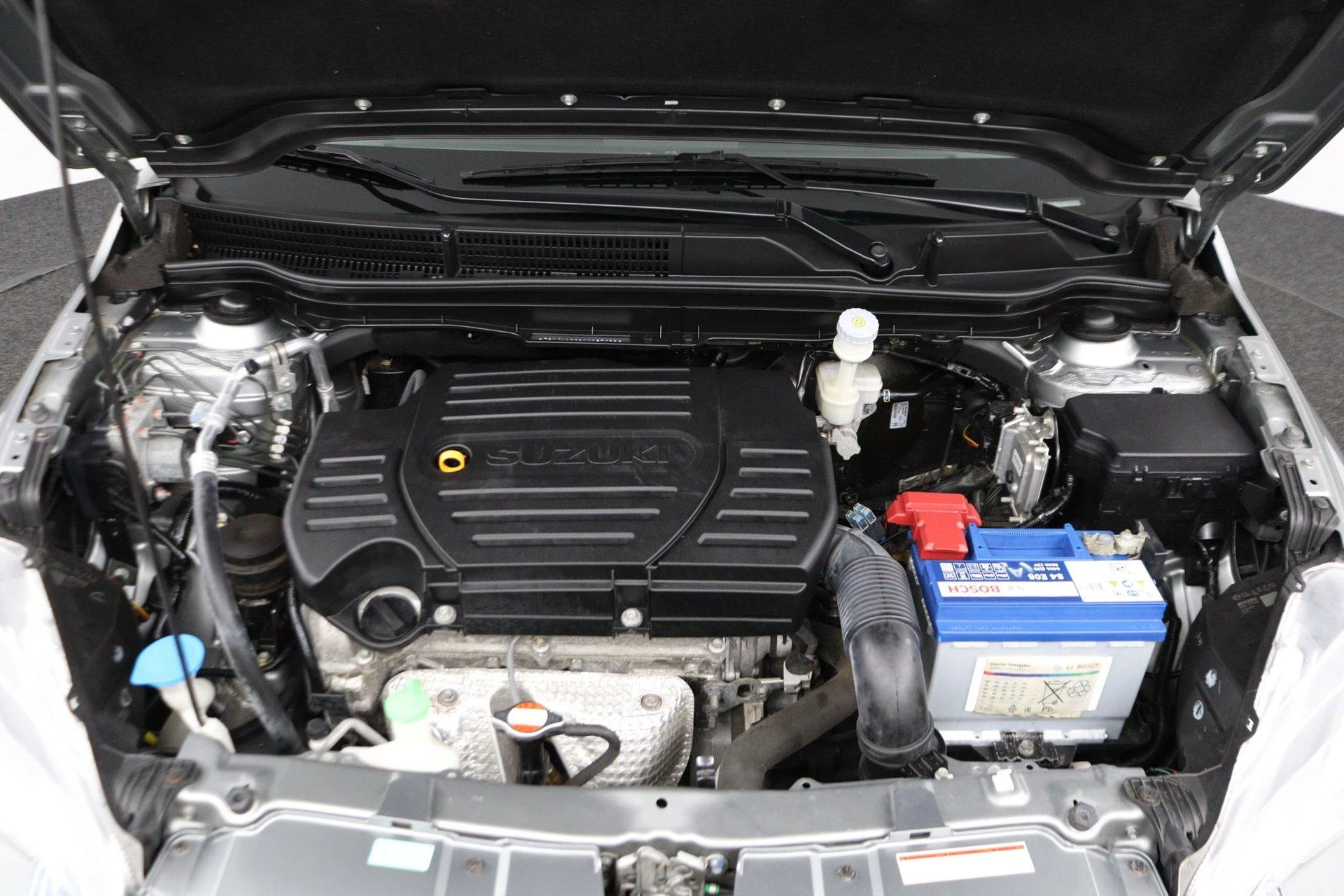 Suzuki-S-Cross-image-32