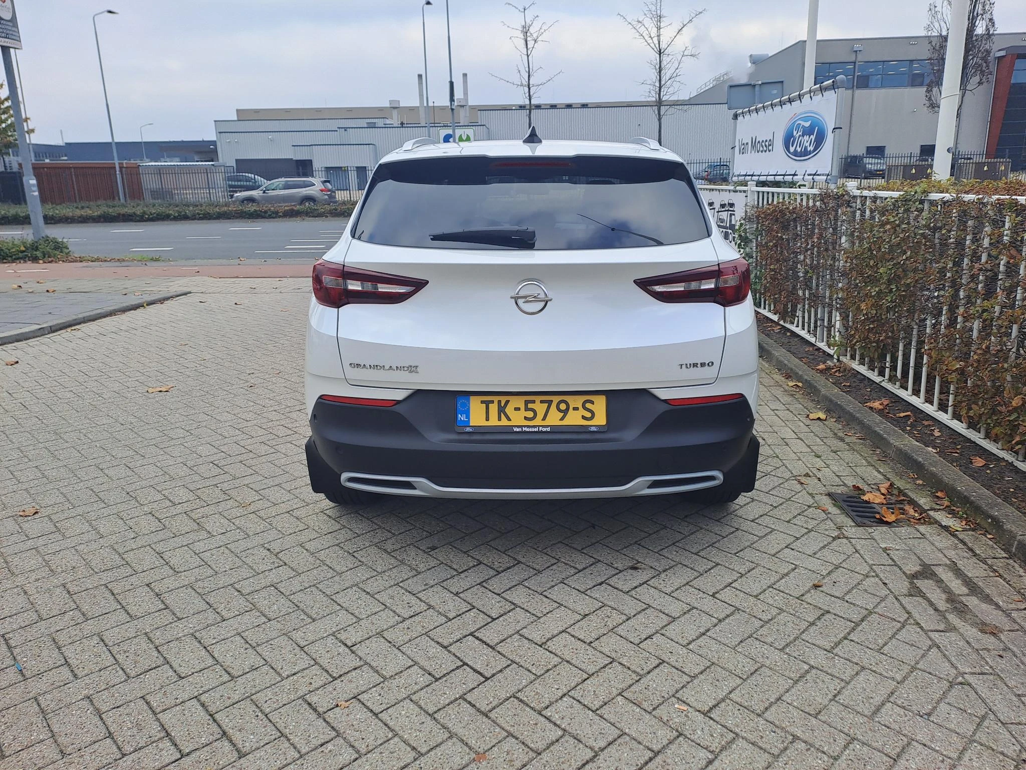 Opel-Grandland X-image-4
