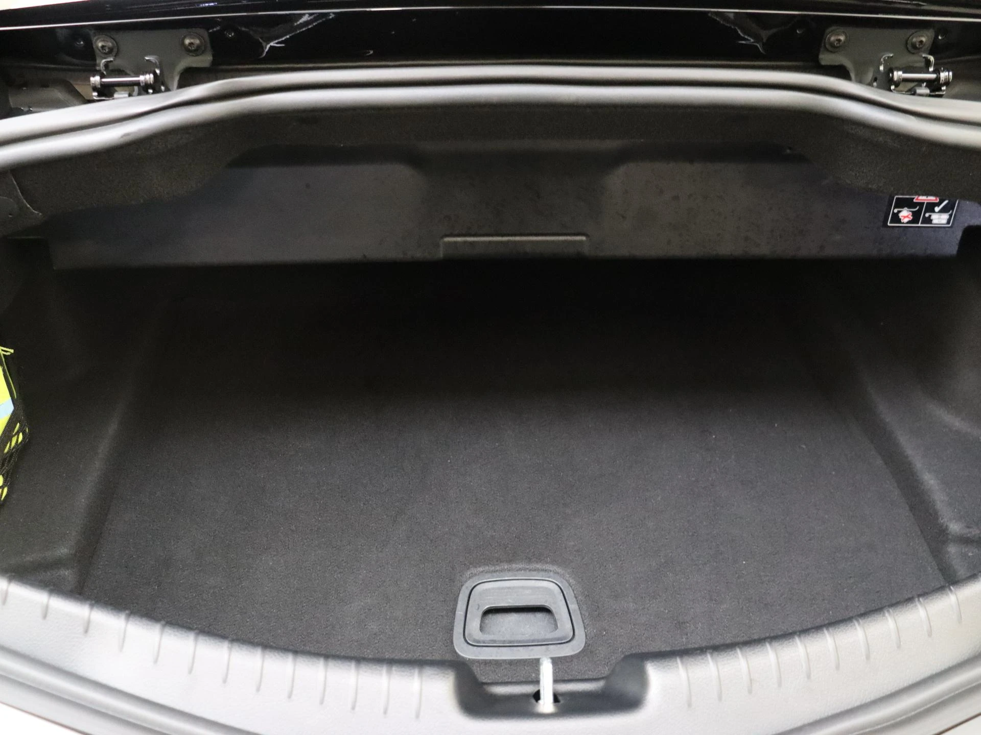 Mercedes-Benz-CLE-image-34