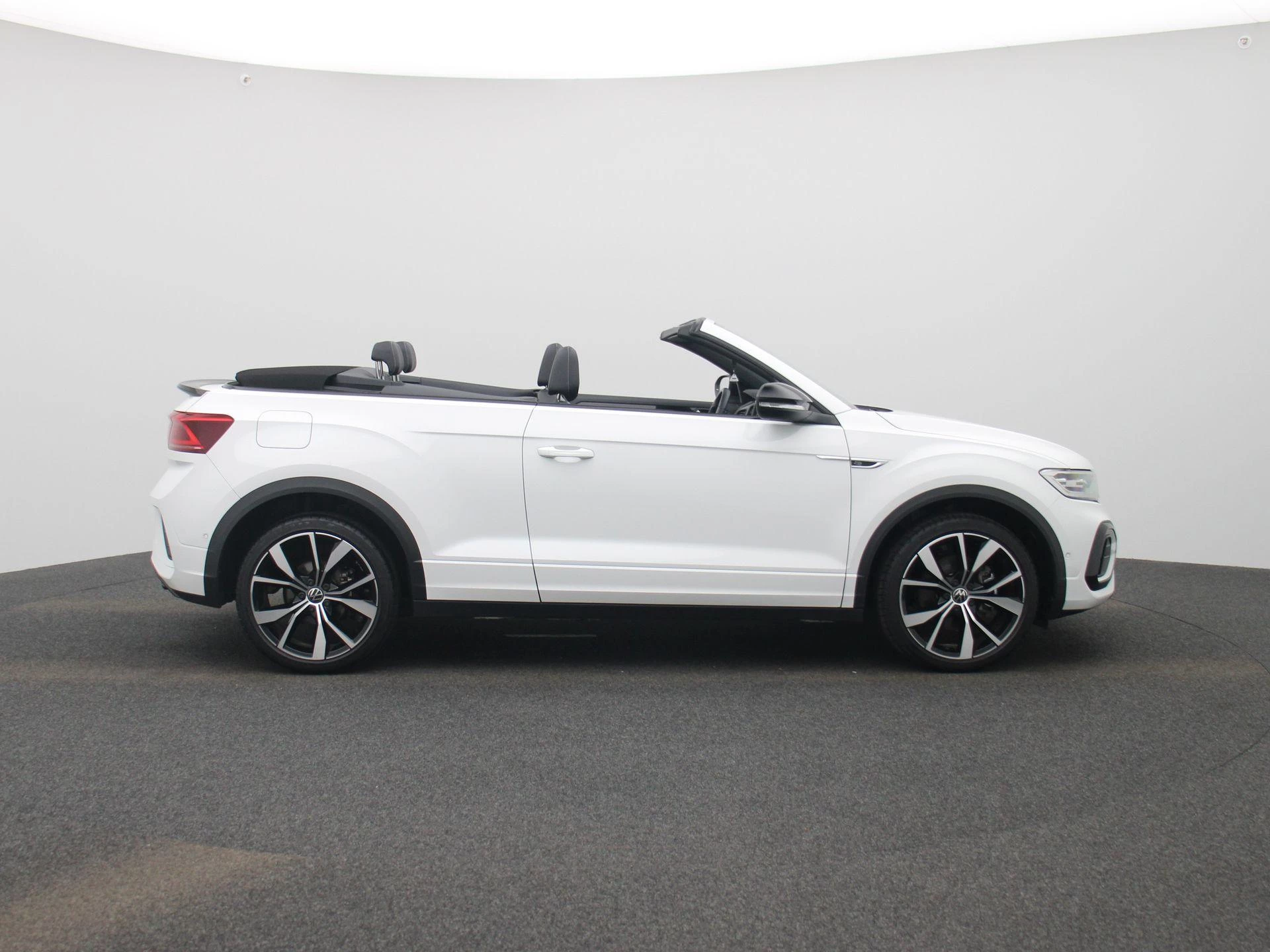 Volkswagen T-Roc Cabrio 1.5 TSI R-Line 150 PK|
